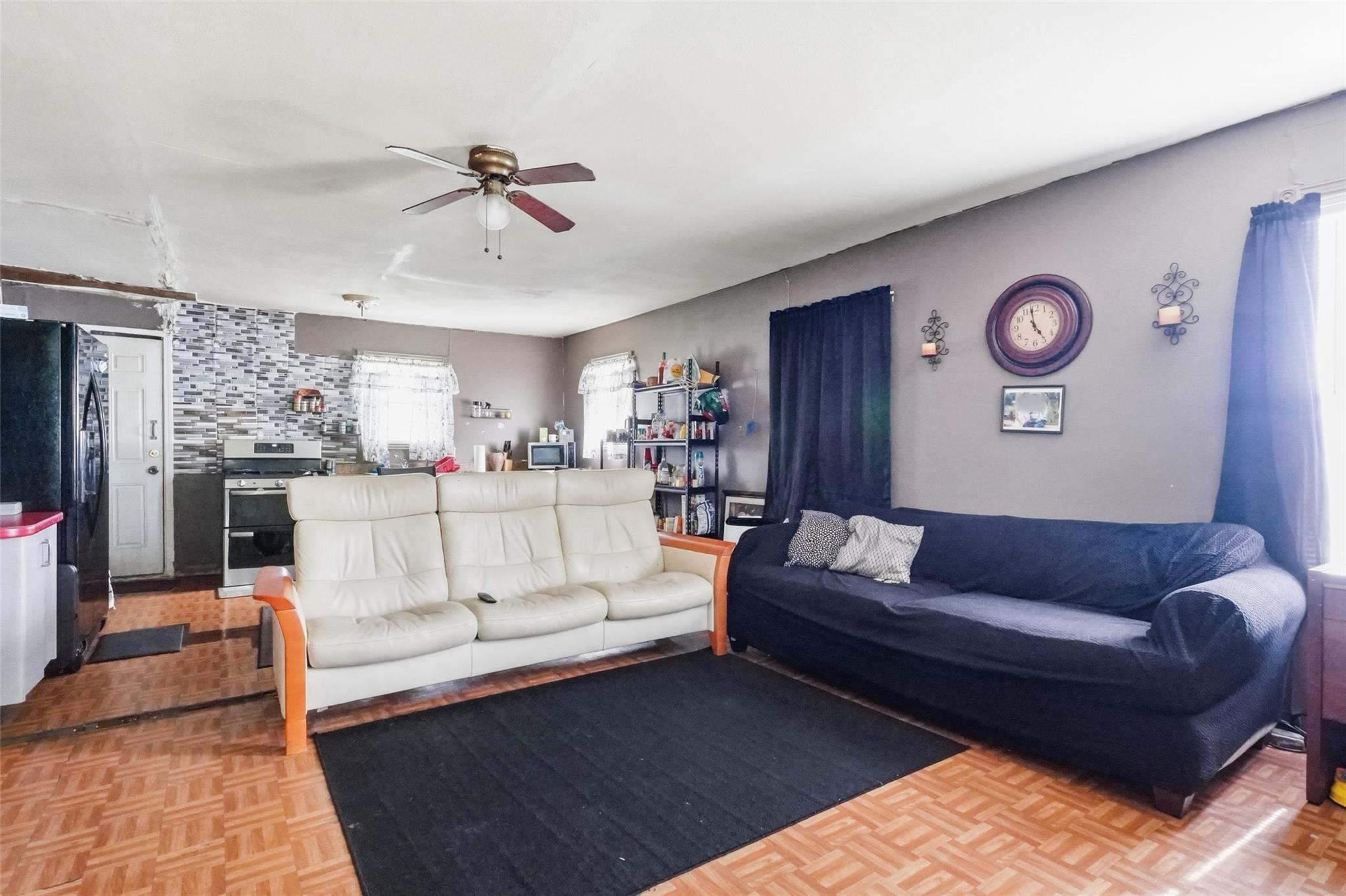 7952 Bonaire Street, Houston Tx 77028 Property Photo 3