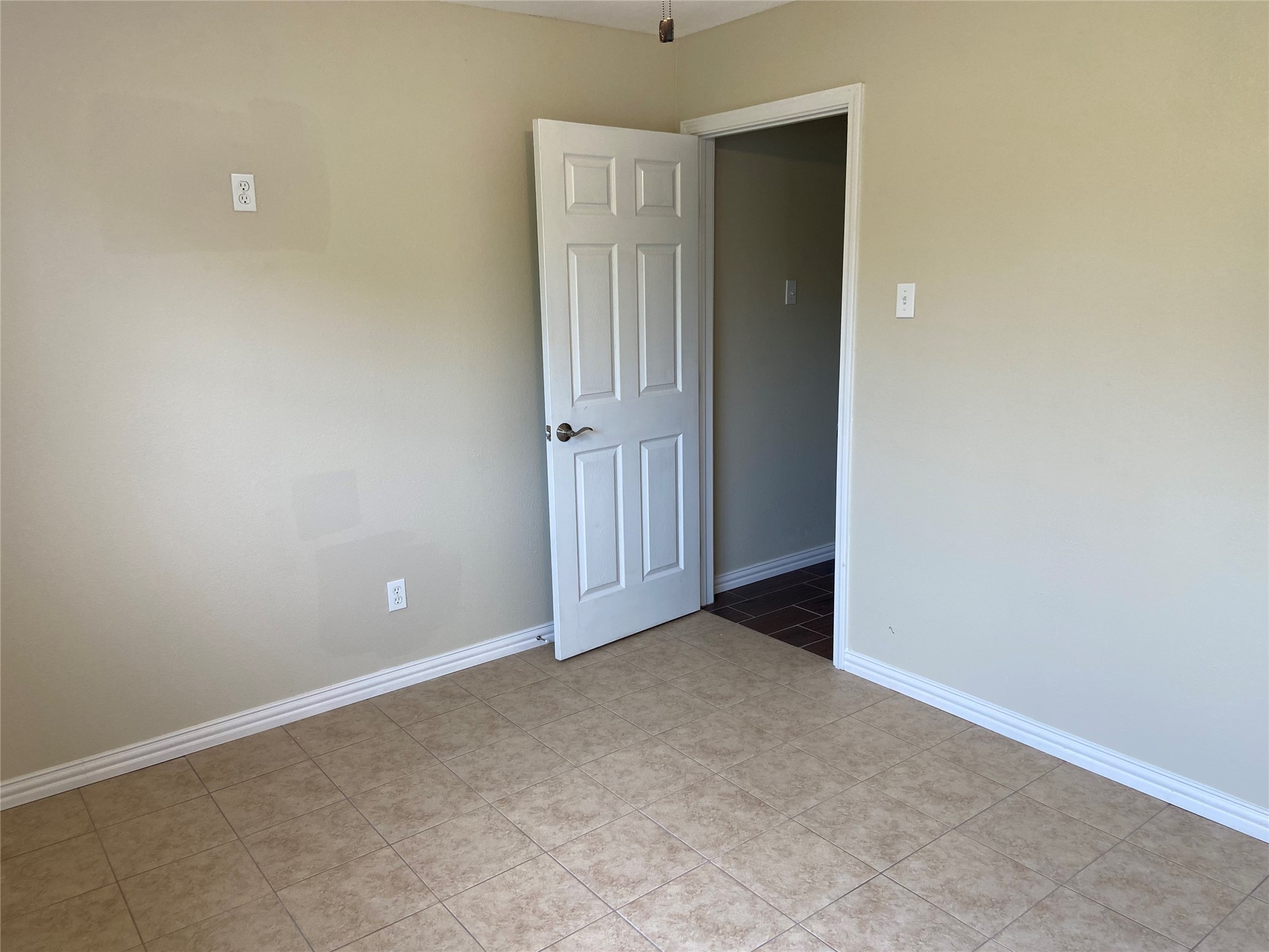 4139 Holloway Drive Property Photo 8