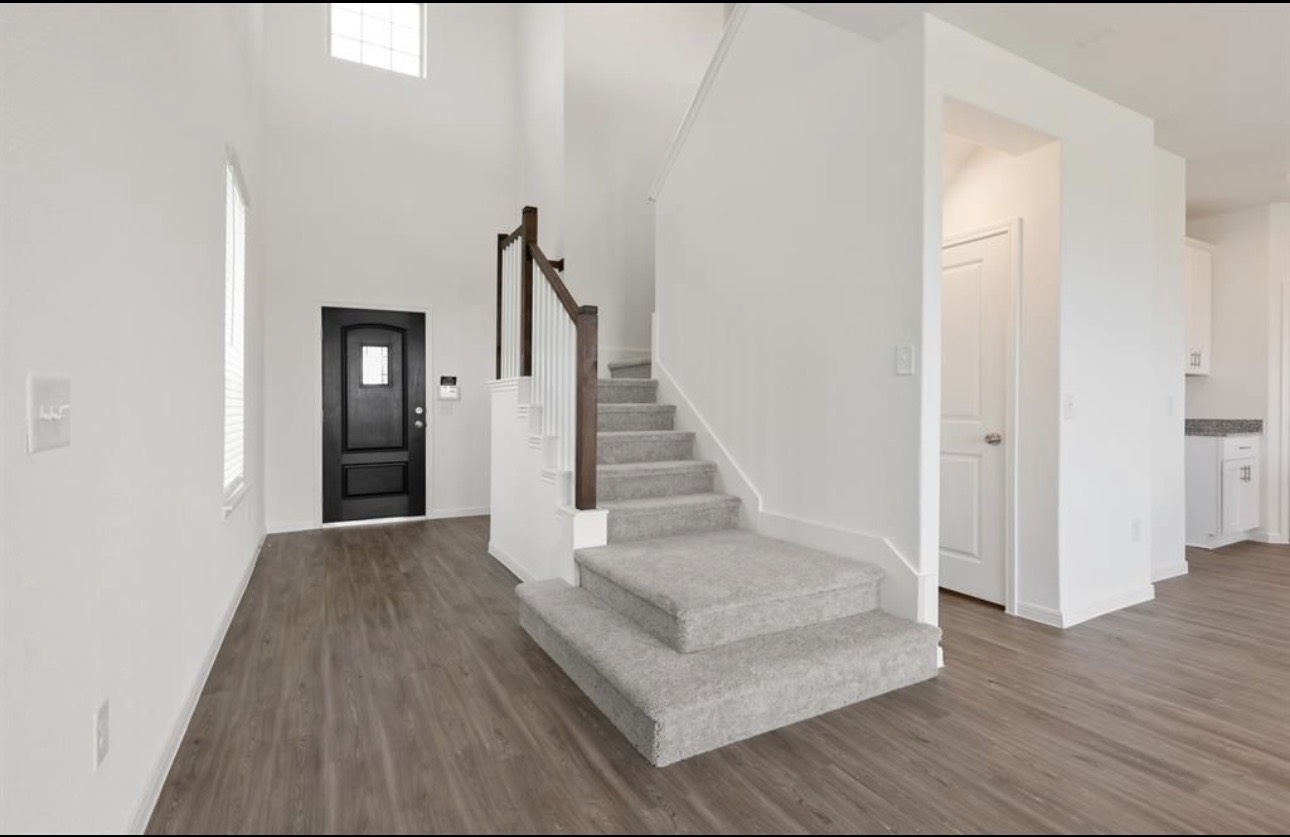 1024 Greenshank Drive Property Photo 8