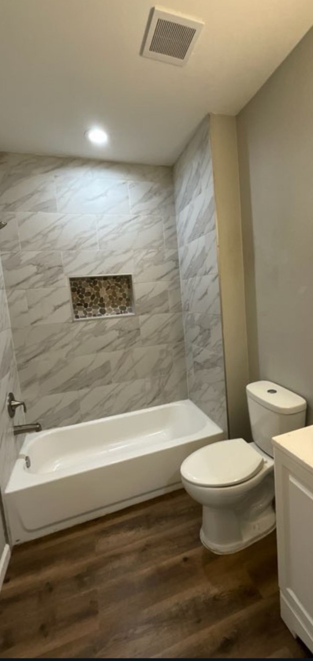 4124 Sayers Street B Property Photo 6