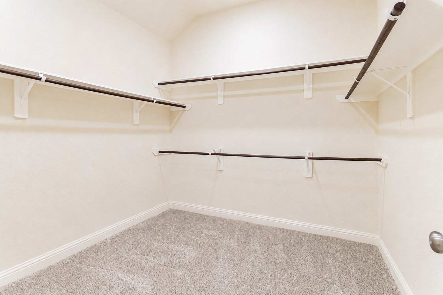 320 Woodway Drive Property Photo 17