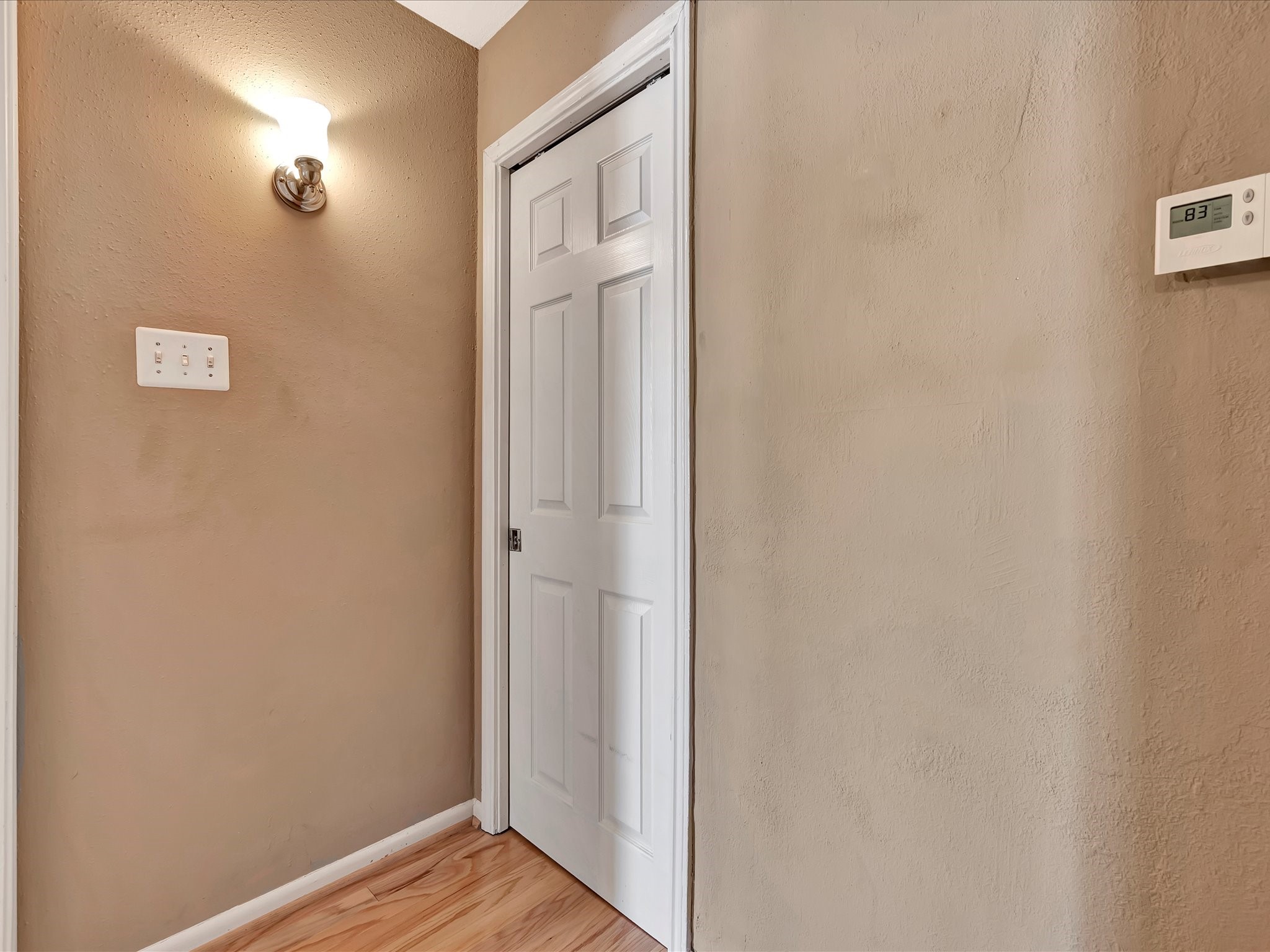 1601 S Shepherd Drive 19 Property Photo 18