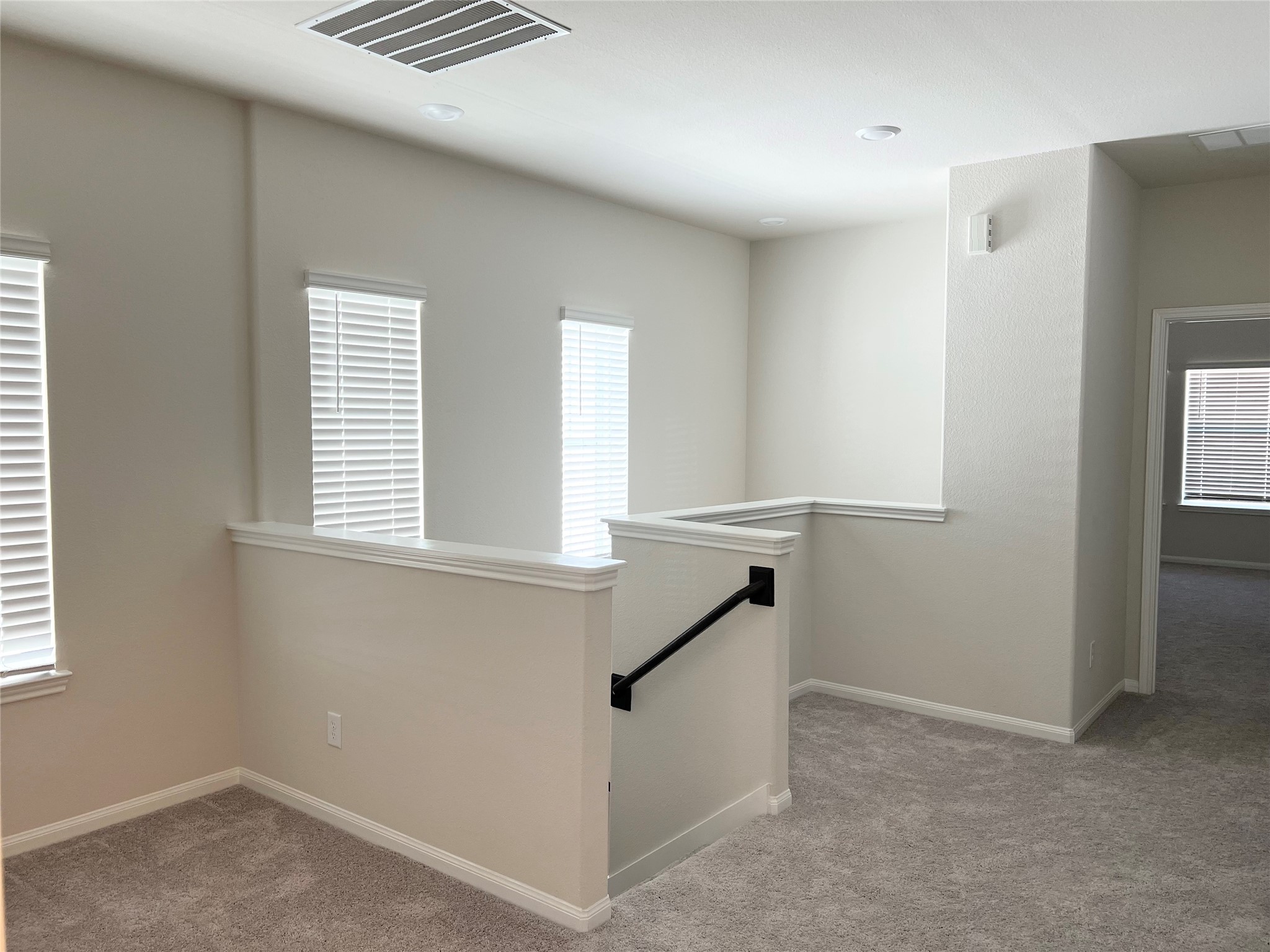705 Seabreeze Drive Property Photo 8