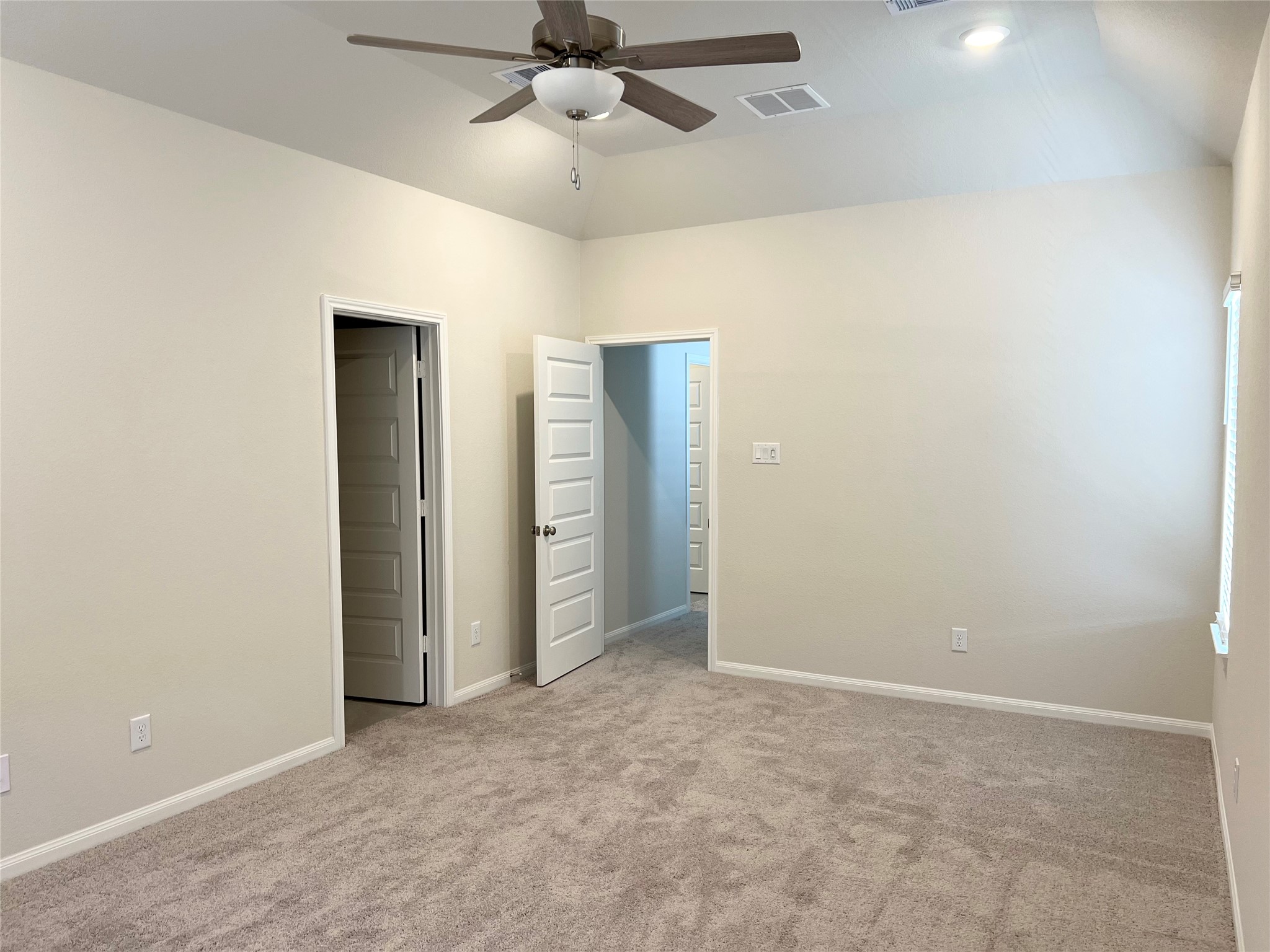 705 Seabreeze Drive Property Photo 9