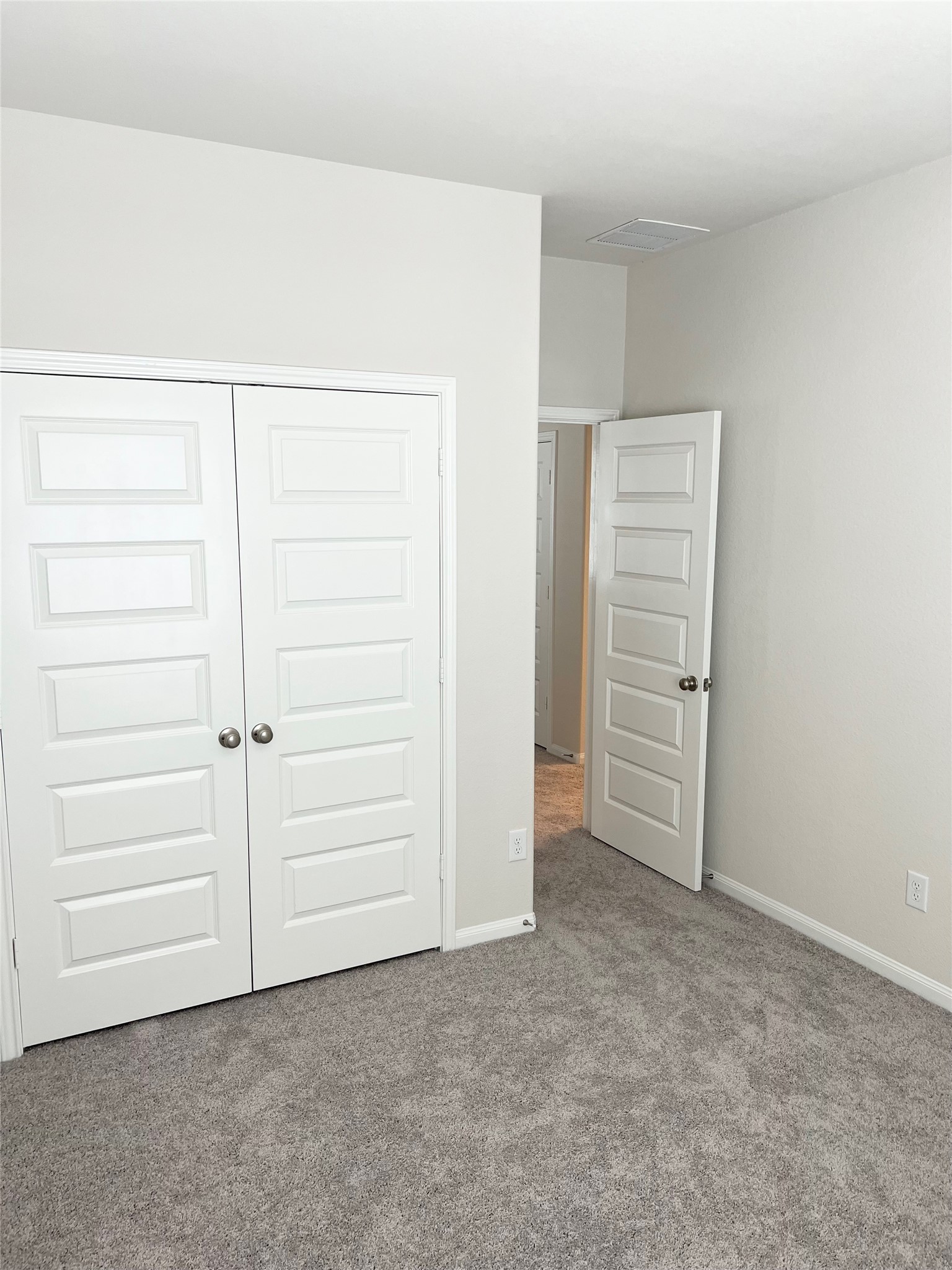 705 Seabreeze Drive Property Photo 16
