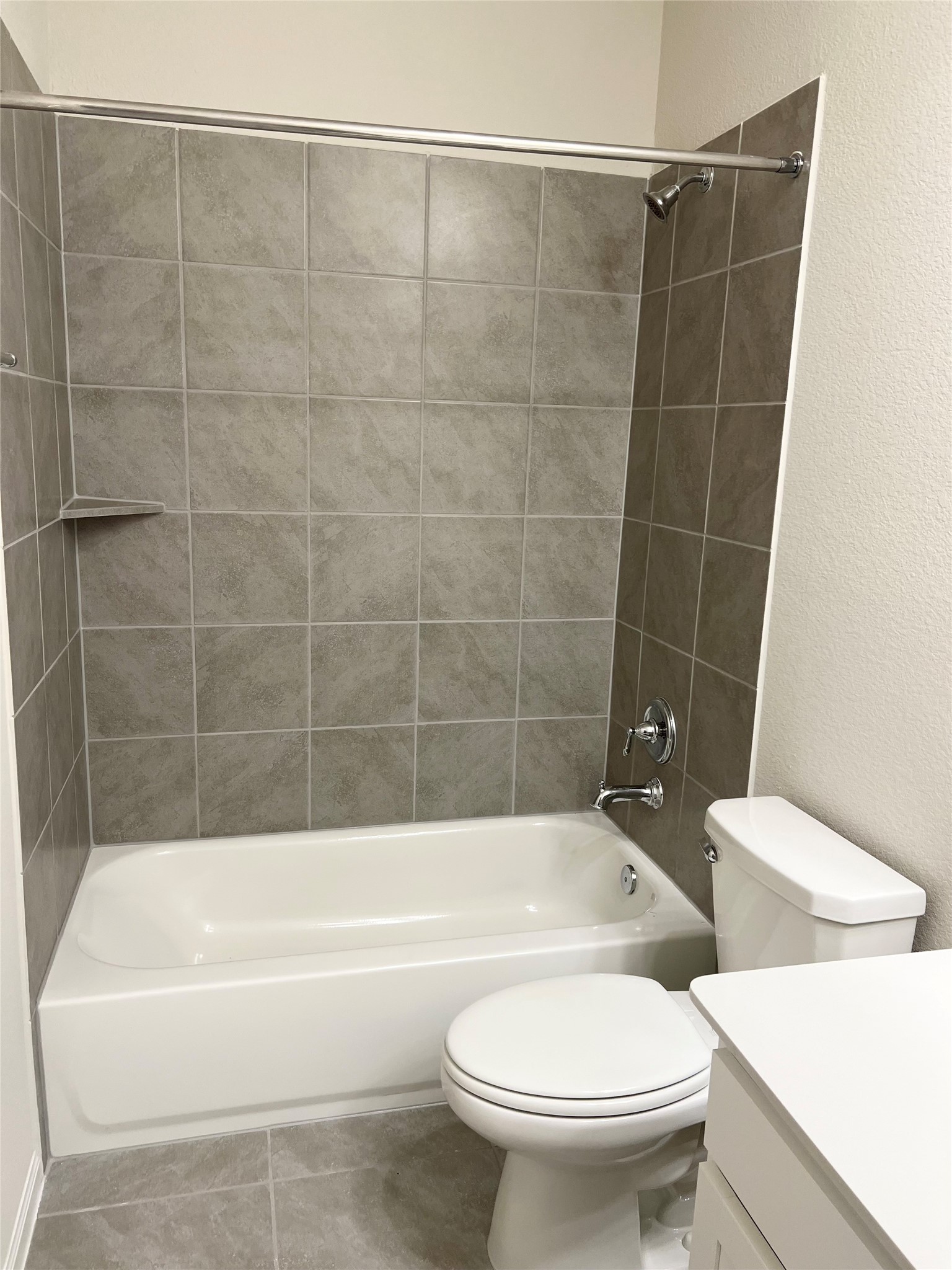 705 Seabreeze Drive Property Photo 20
