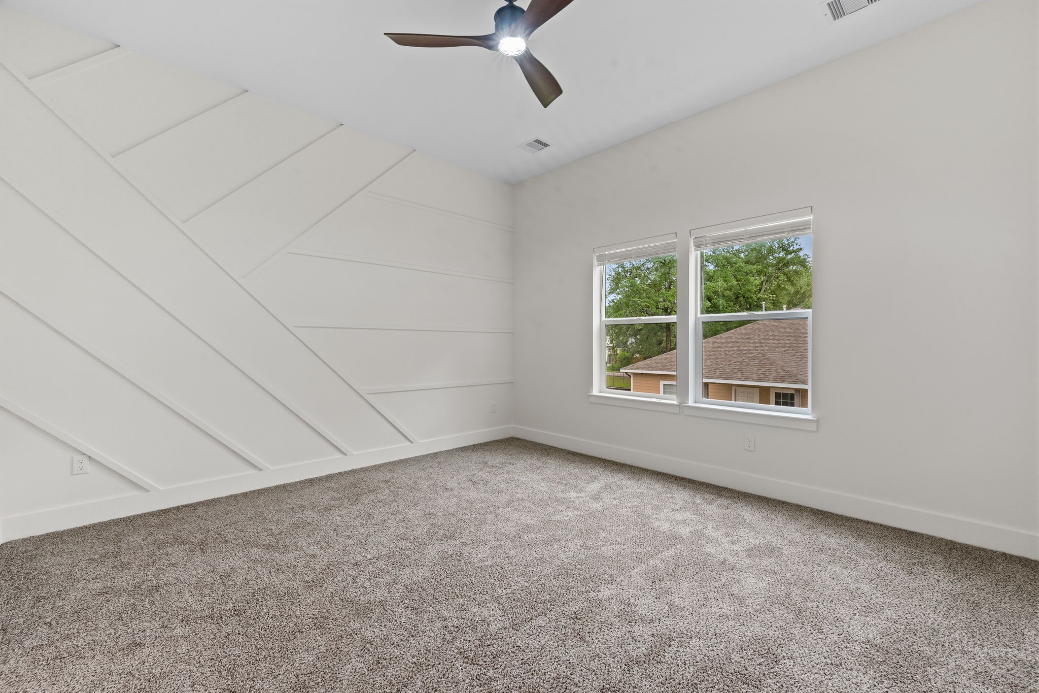 8023 Easter Street Property Photo 15