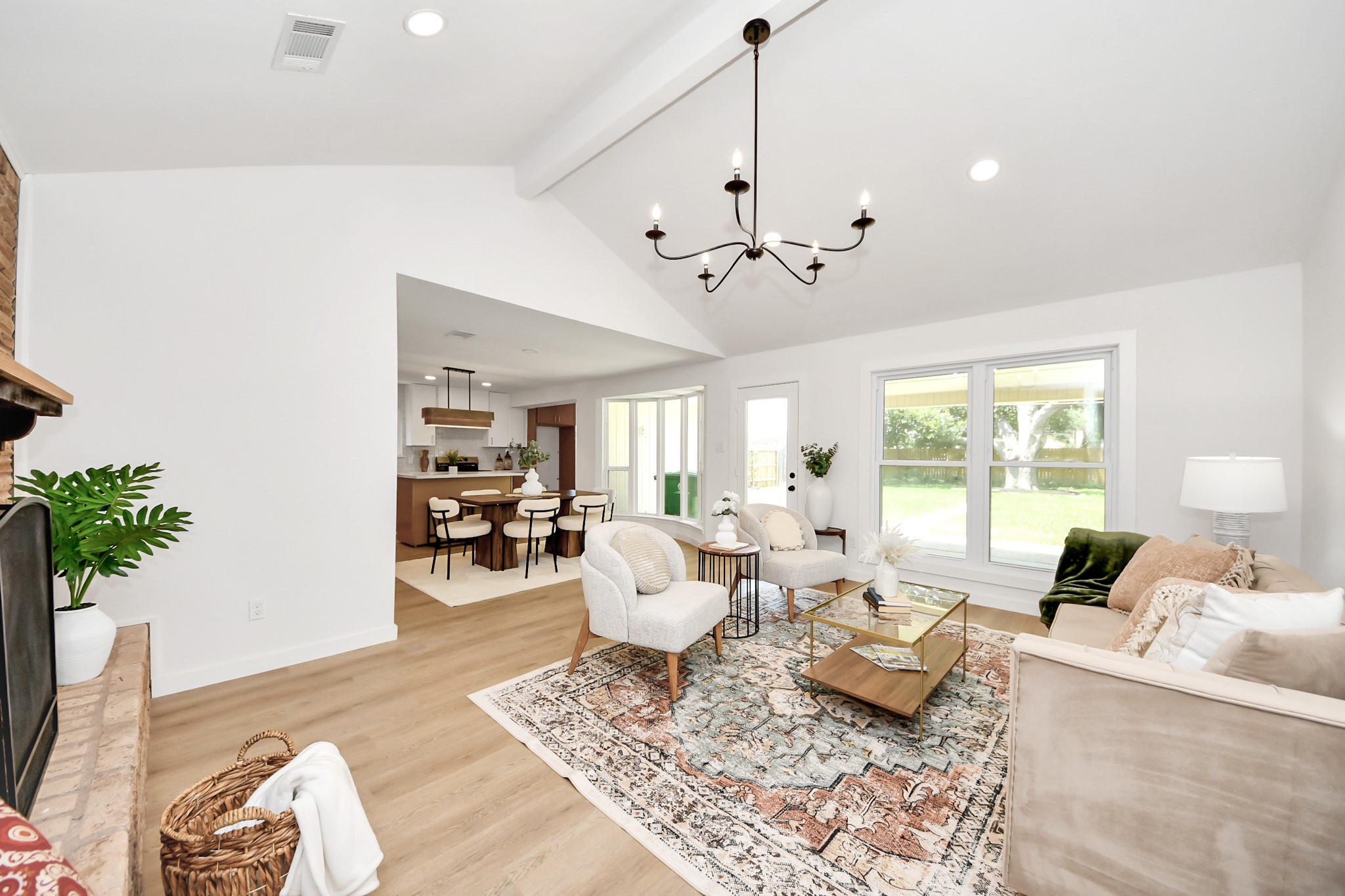 5946 Willowbend Boulevard Property Photo 8