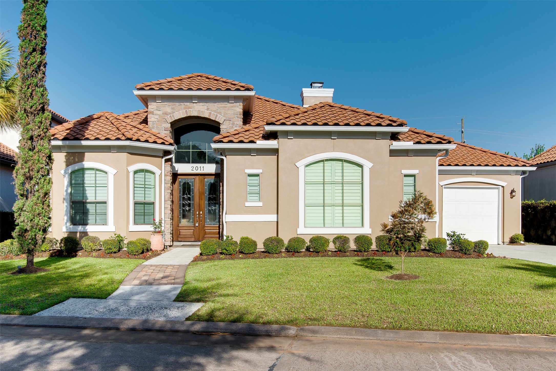 2011 Flower Garden Lane Property Photo 6