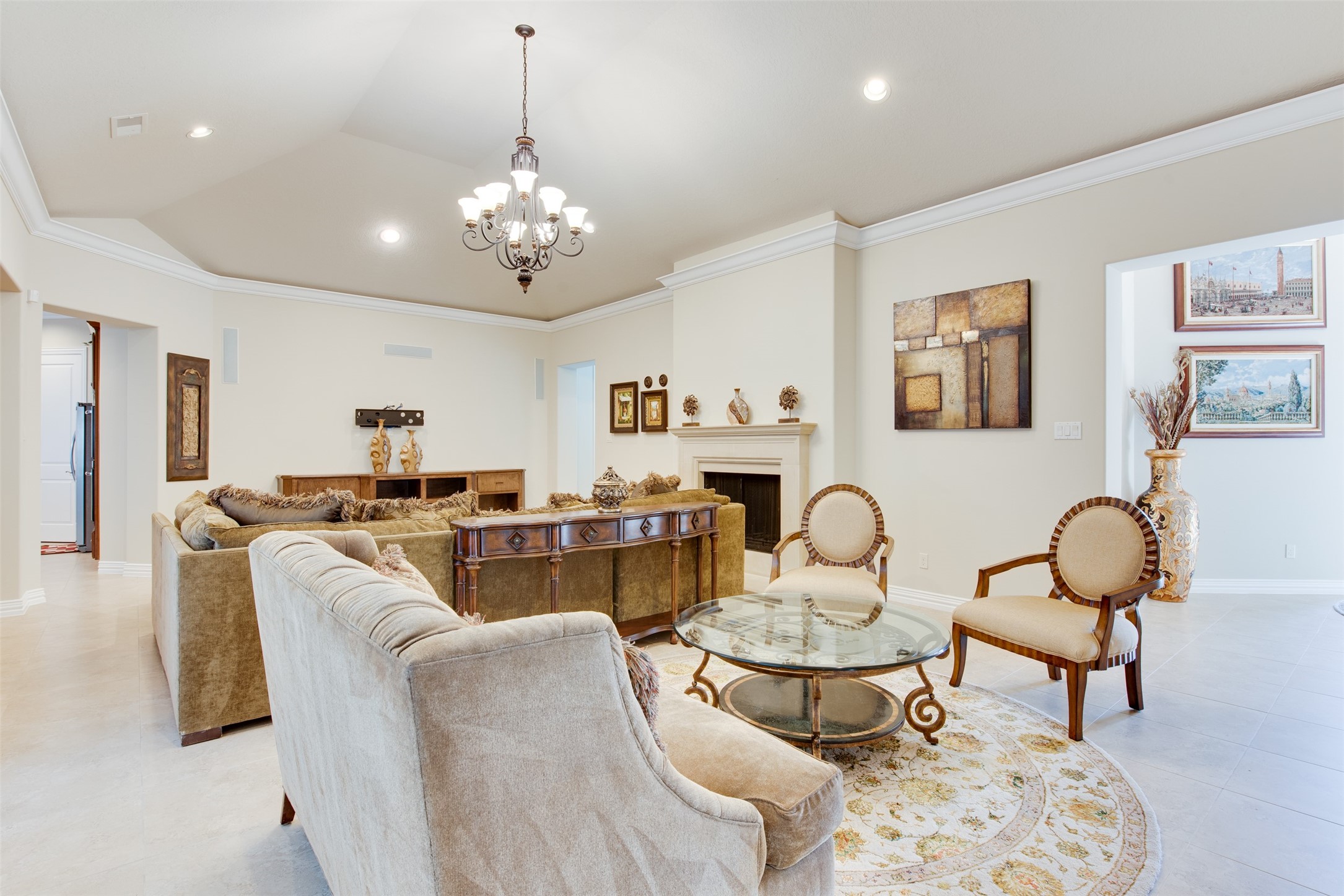 2011 Flower Garden Lane Property Photo 8