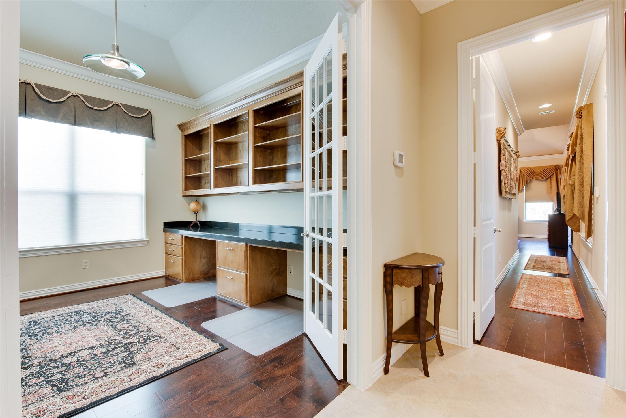 2011 Flower Garden Lane Property Photo 11