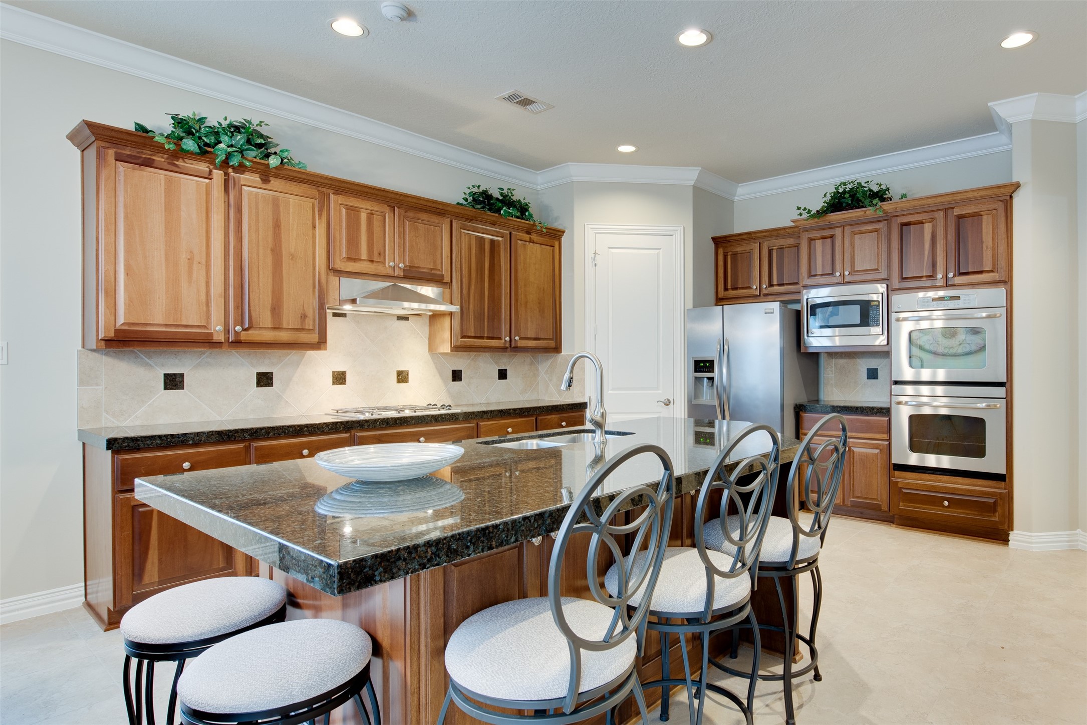 2011 Flower Garden Lane Property Photo 15