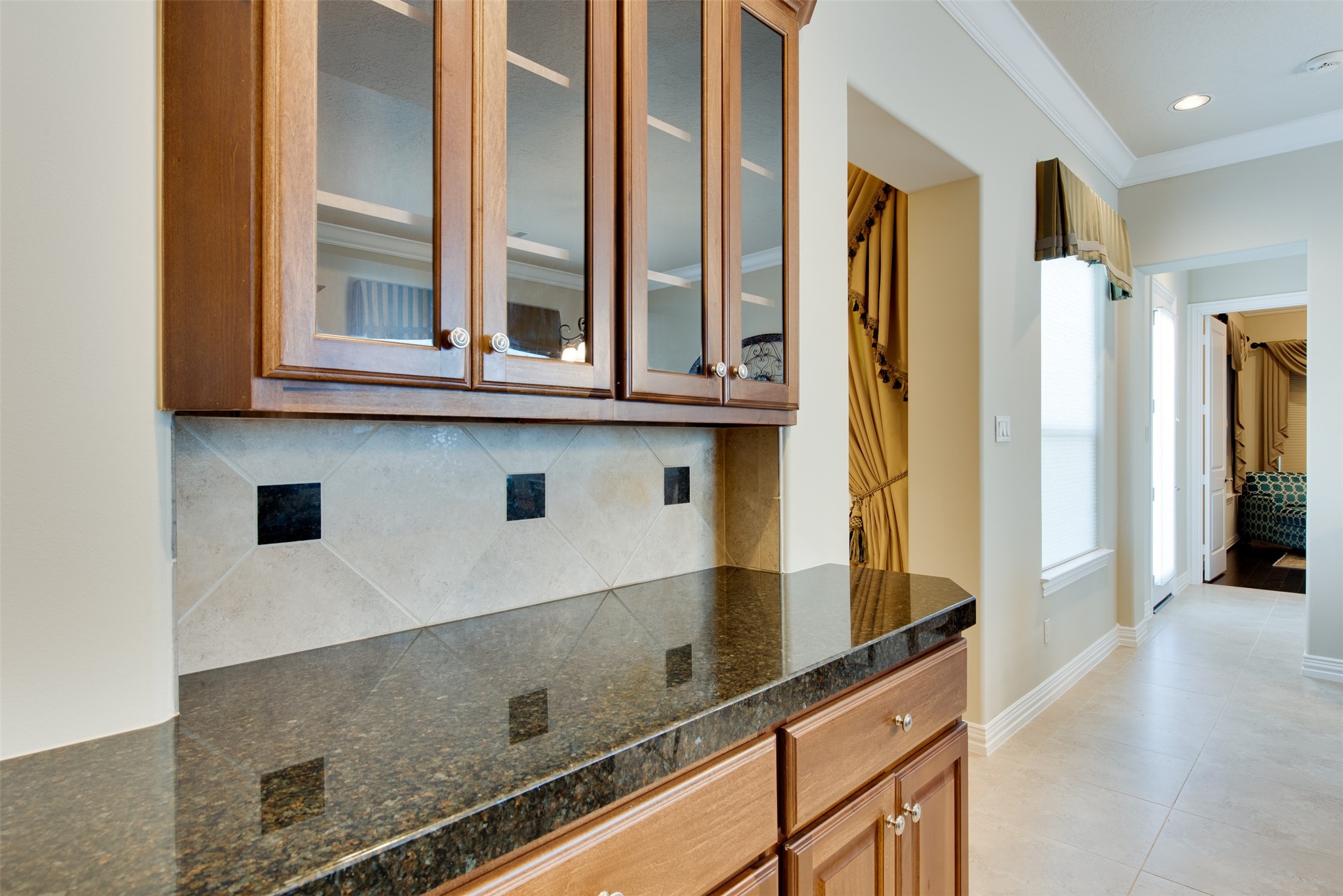 2011 Flower Garden Lane Property Photo 19