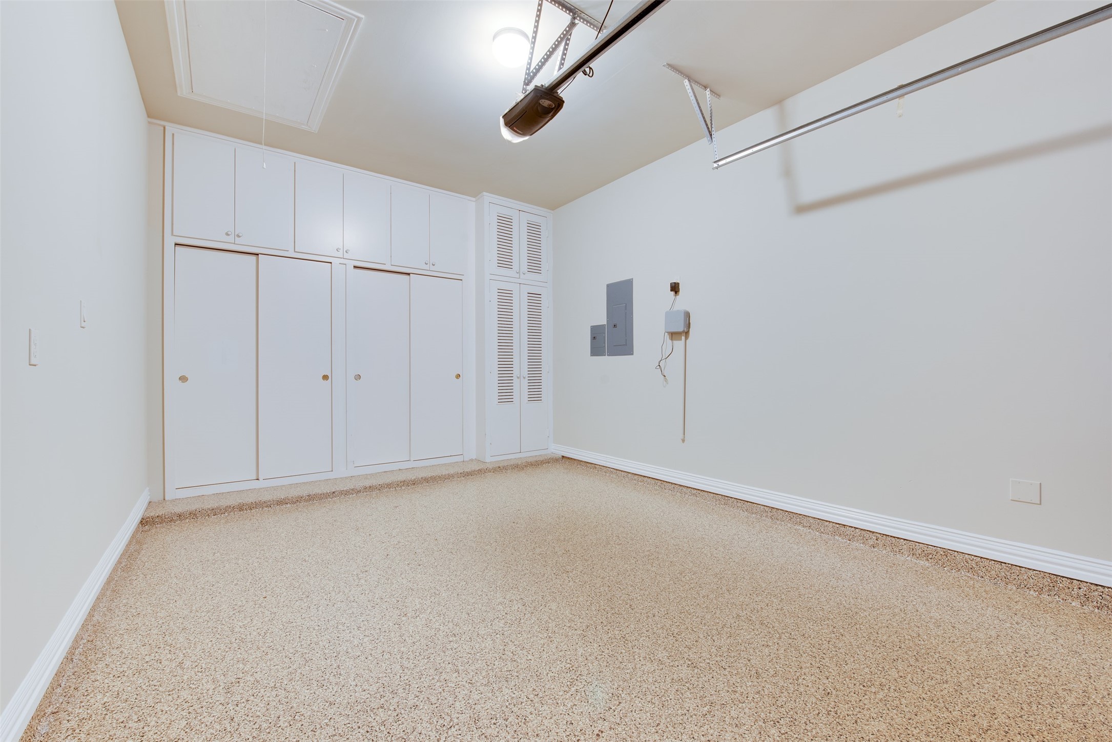 2011 Flower Garden Lane Property Photo 46