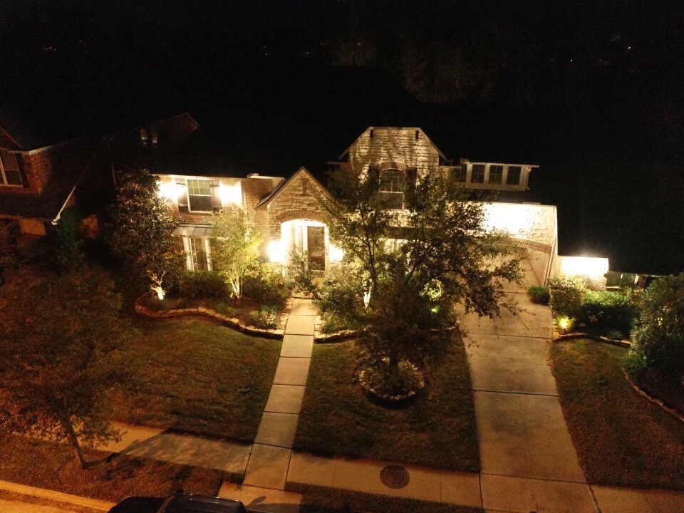 8511 Stones Throw Lane Property Photo 2