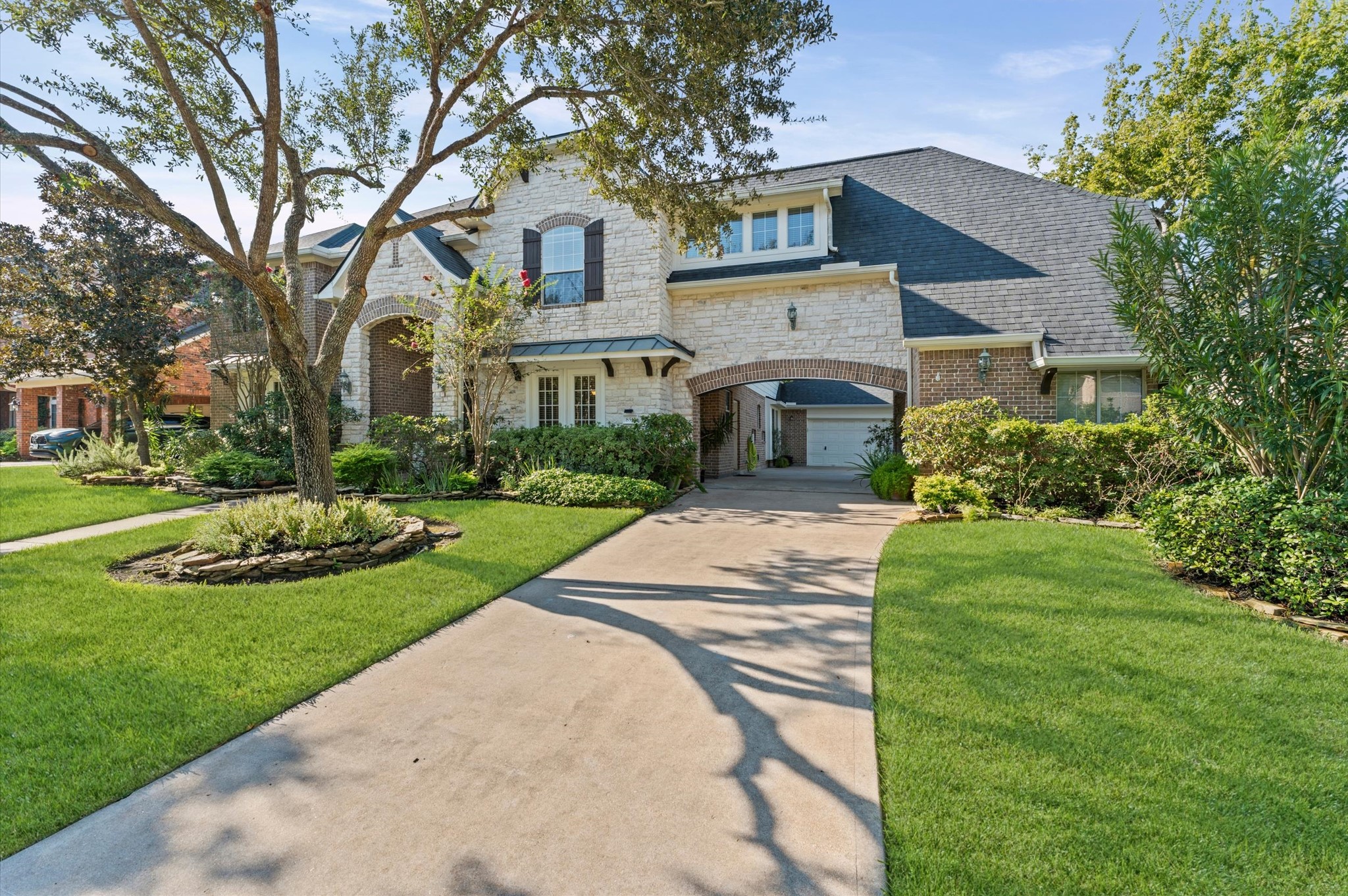 8511 Stones Throw Lane Property Photo 3