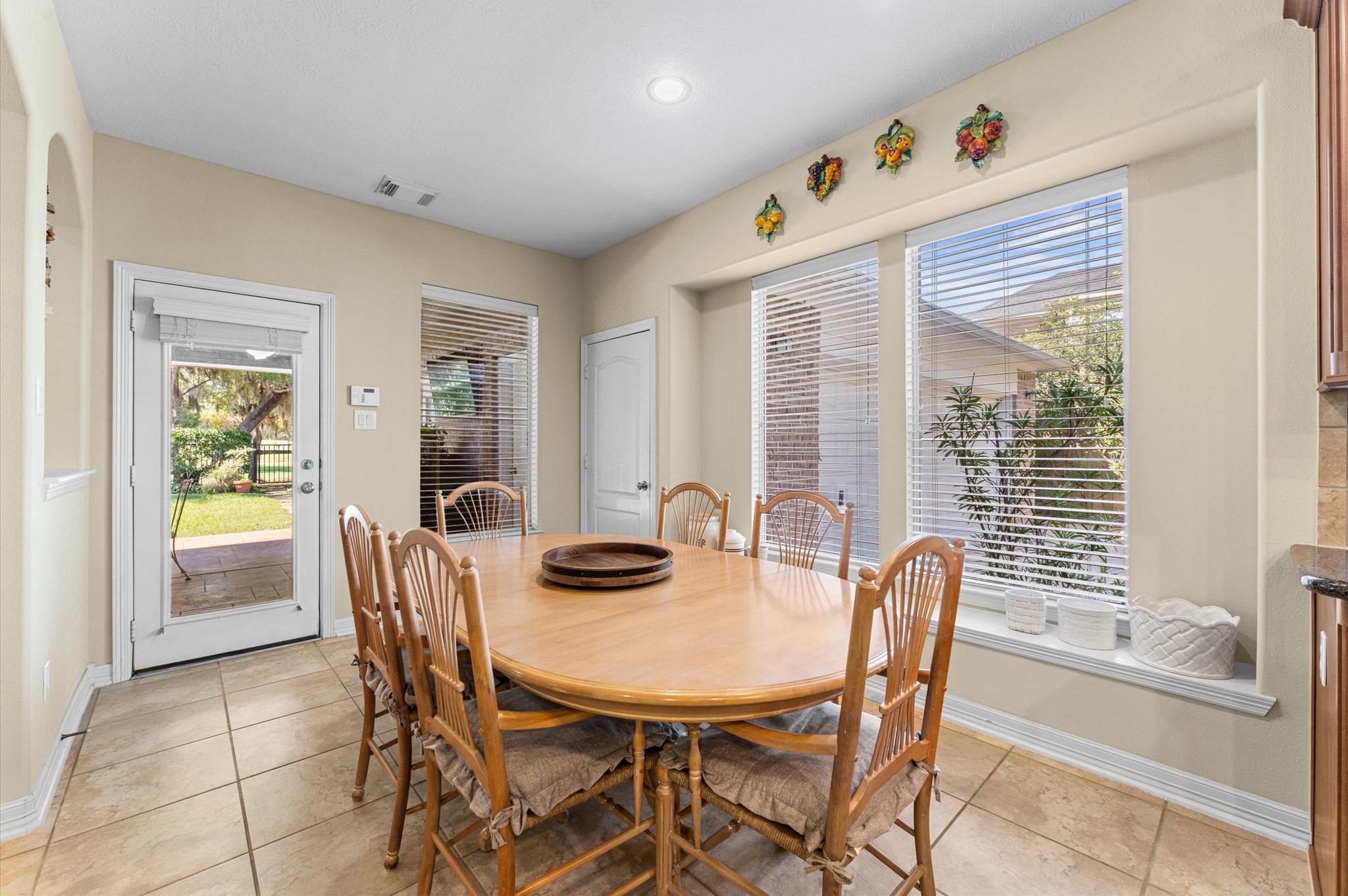 8511 Stones Throw Lane Property Photo 12