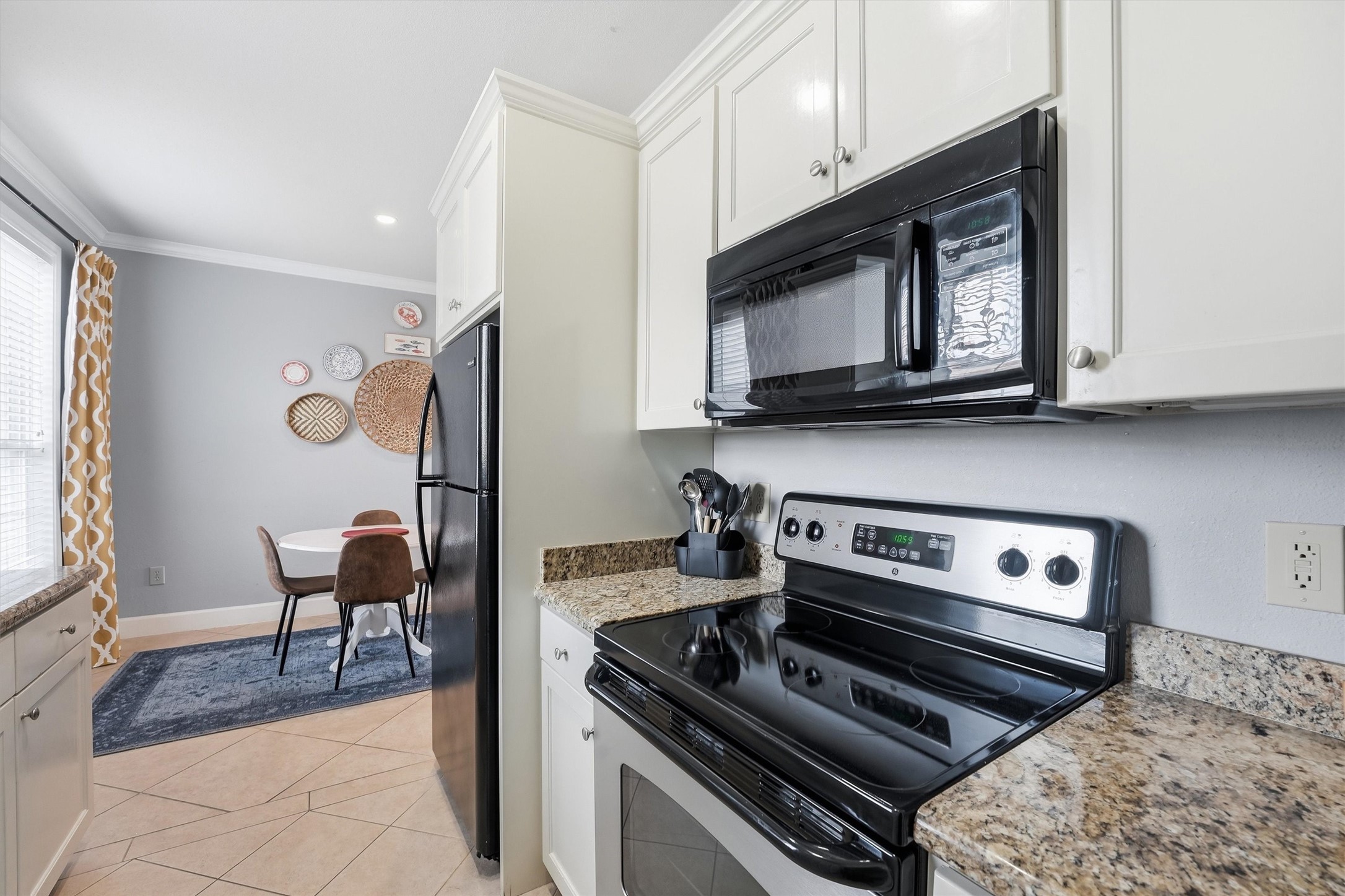 7000 Seawall Boulevard 412 Property Photo 12
