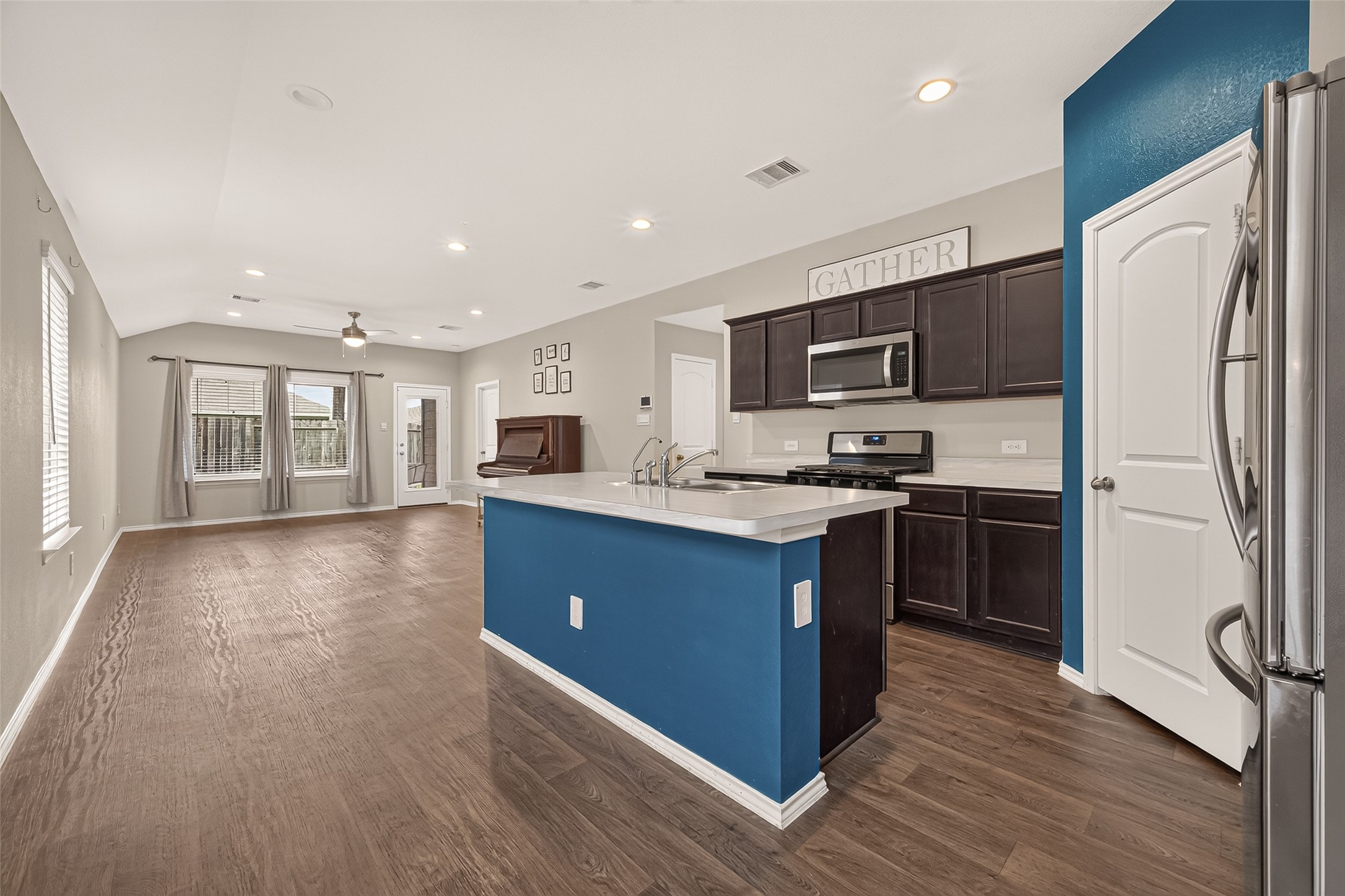 2415 Moraine Valley Drive Property Photo 13
