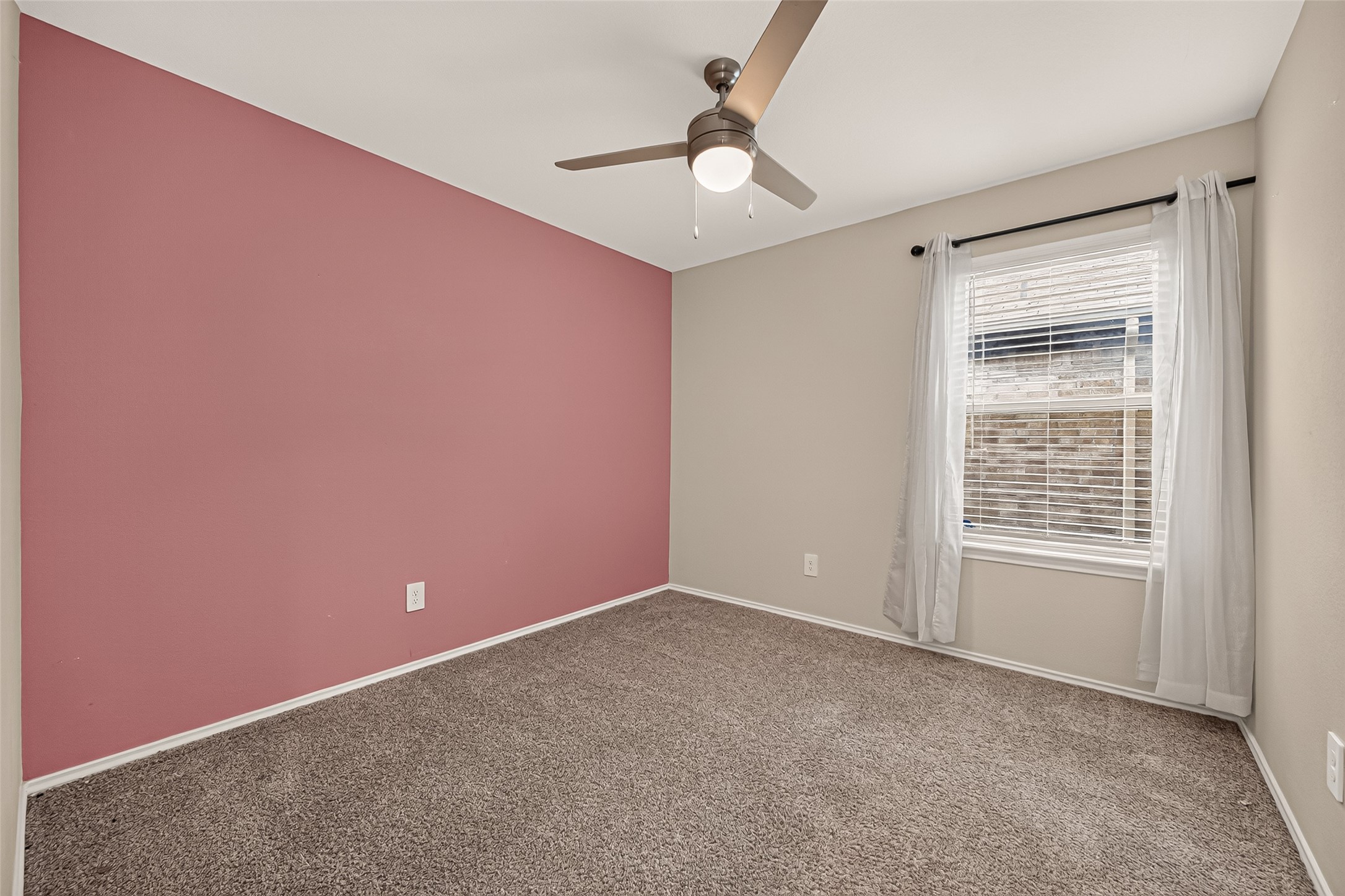 2415 Moraine Valley Drive Property Photo 16