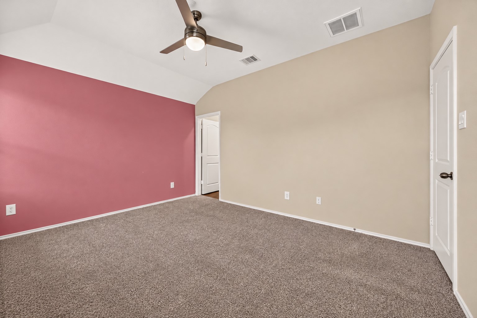 2415 Moraine Valley Drive Property Photo 18