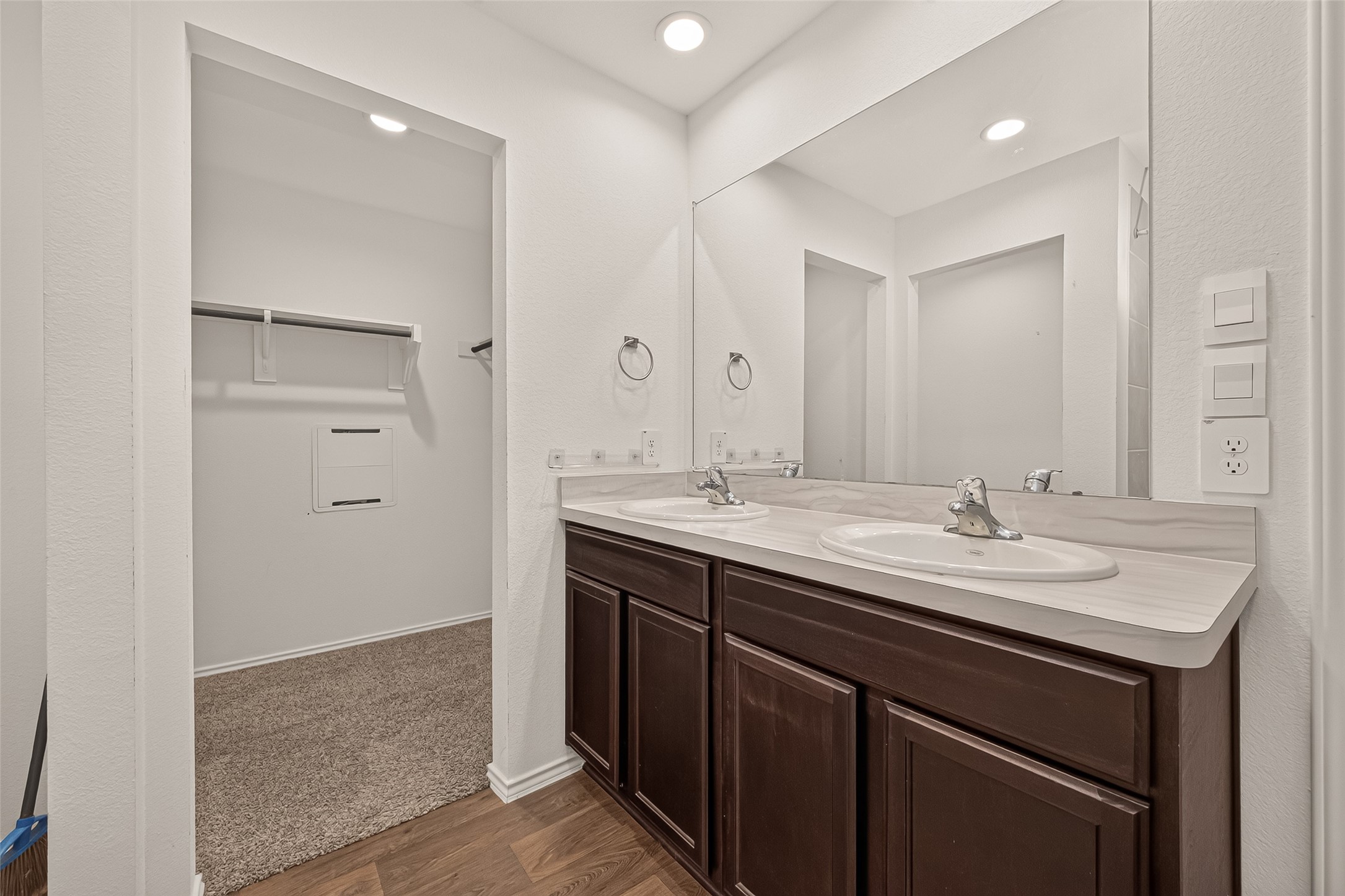 2415 Moraine Valley Drive Property Photo 21