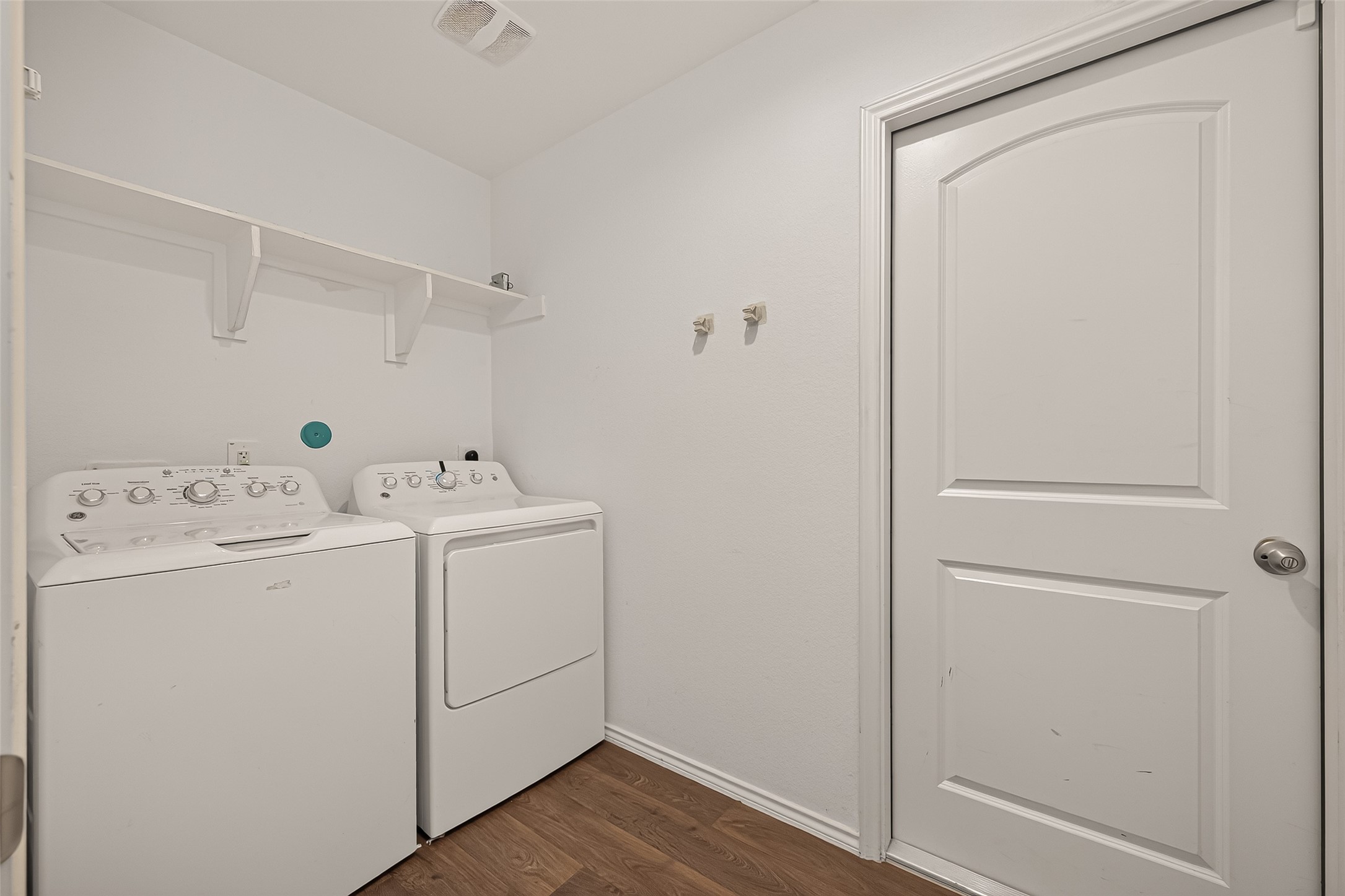 2415 Moraine Valley Drive Property Photo 29