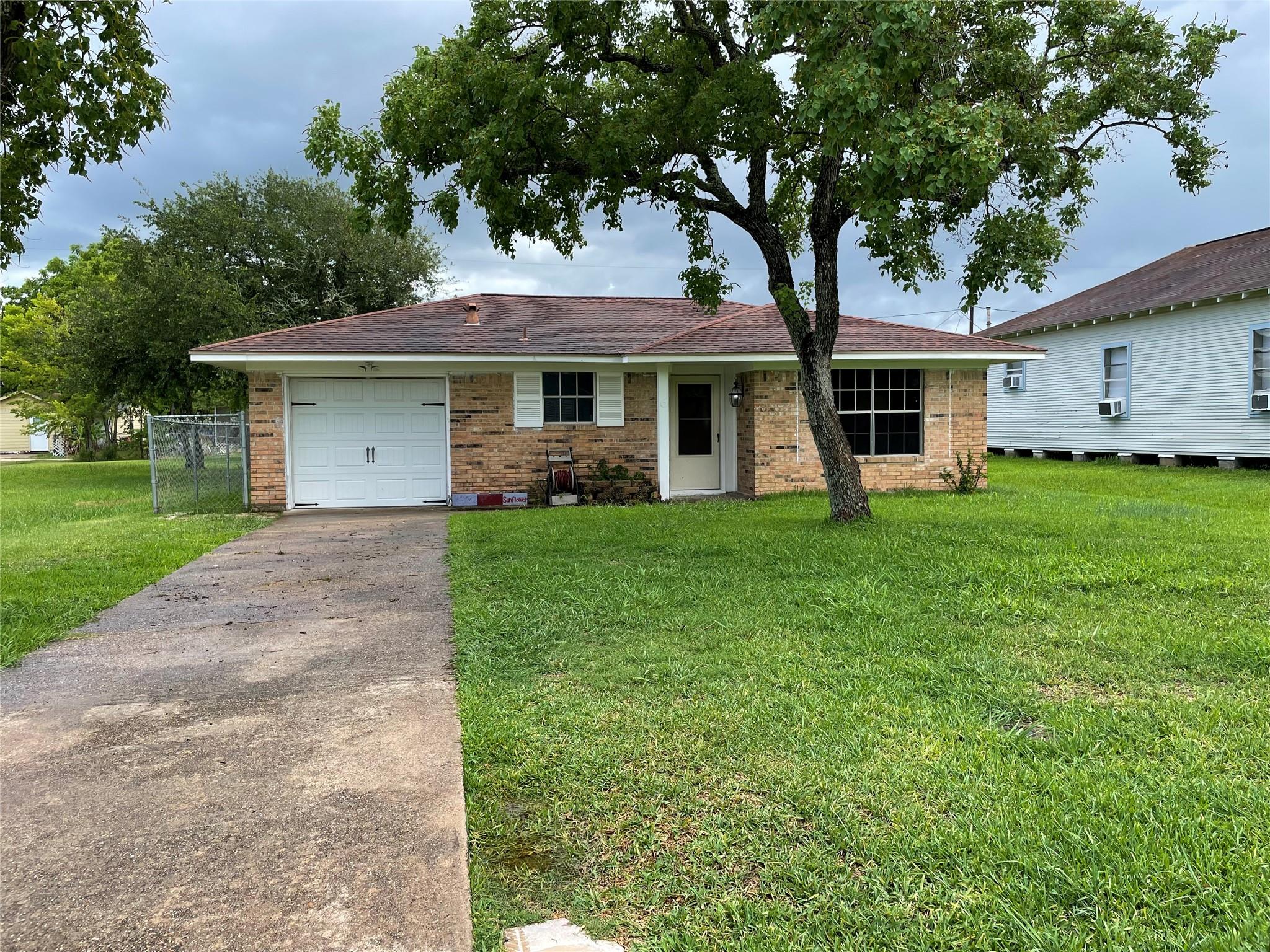 6 N Avenue C, Freeport TX 77541 Property Photo 1