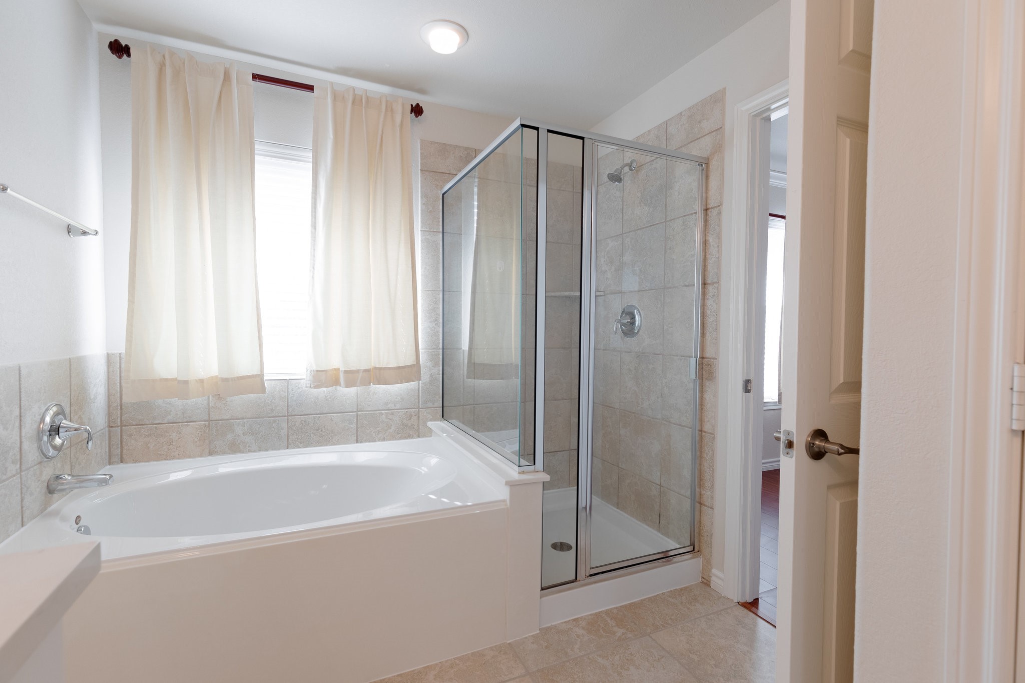 24646 Folkstone Circle Property Photo 7