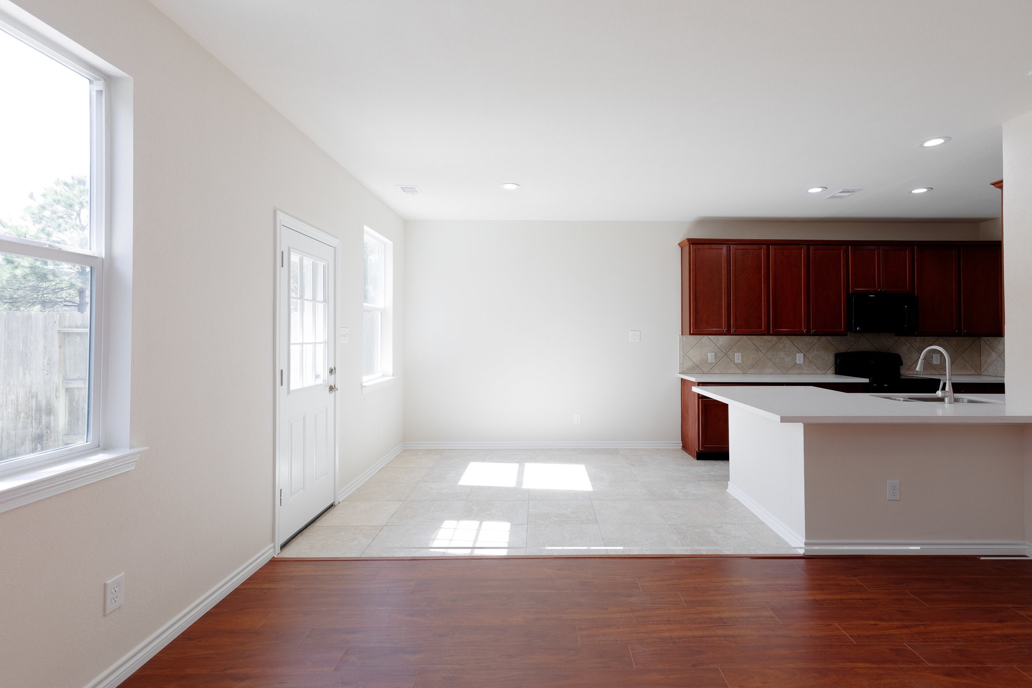 24646 Folkstone Circle Property Photo 11