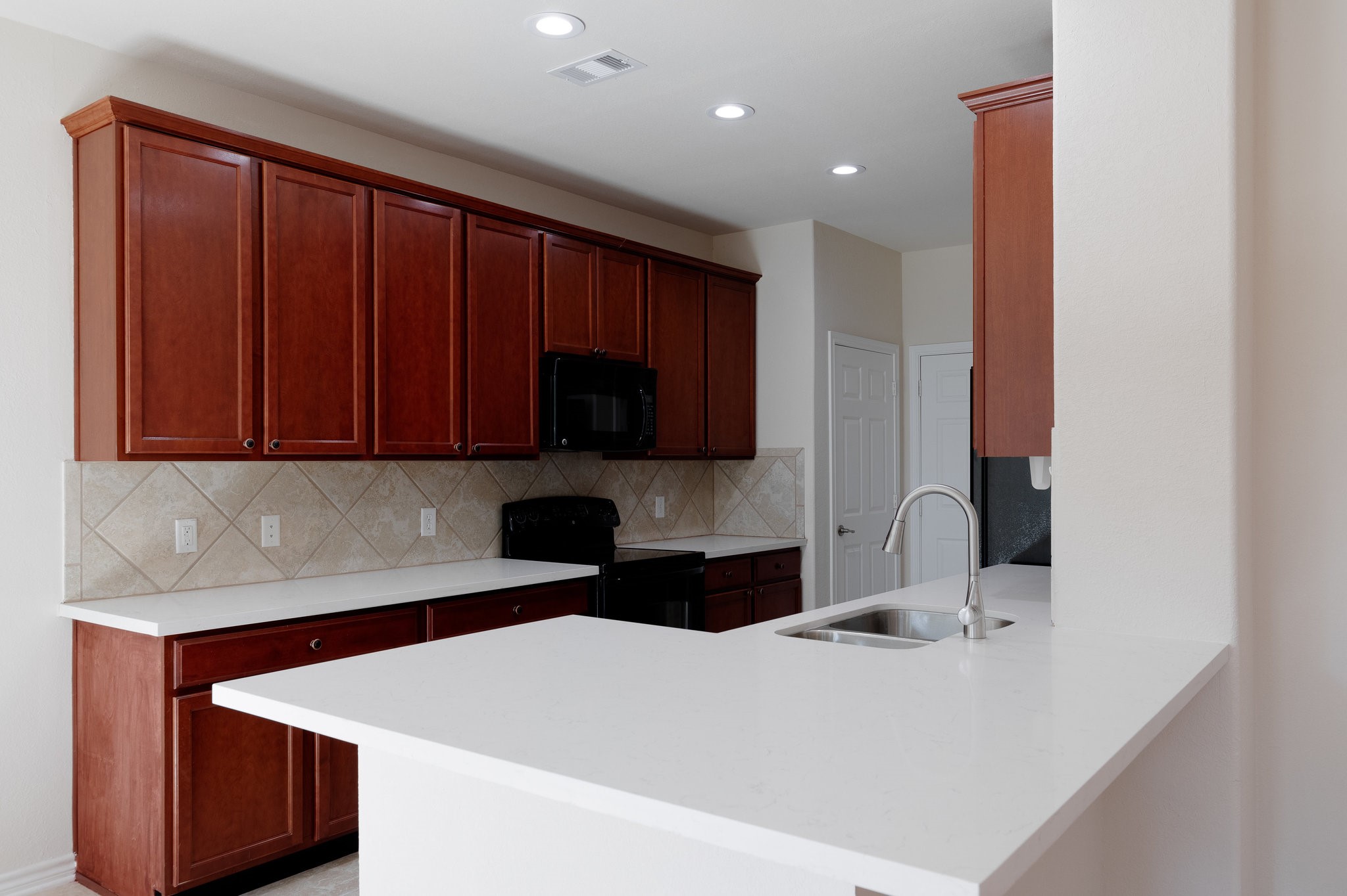 24646 Folkstone Circle Property Photo 12