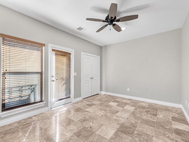 2505 Dallas Property Photo 7