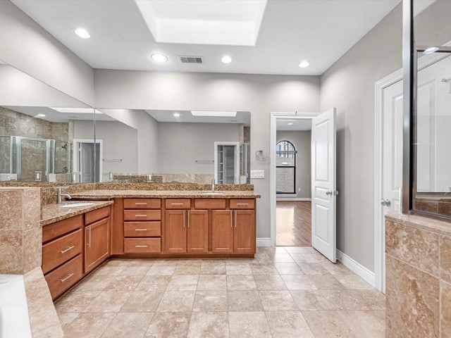2505 Dallas Property Photo 14