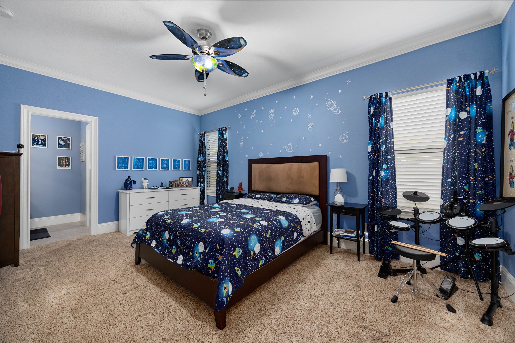 1847 Candlelight Place Drive Property Photo 37