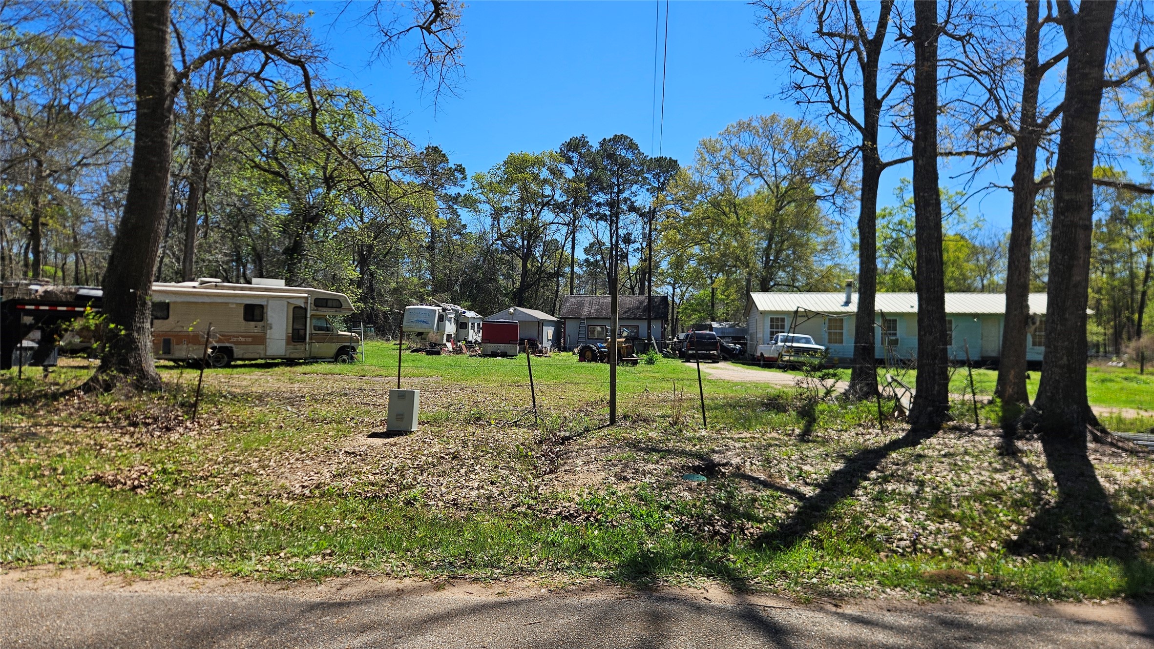 15606 Firewood Drive Property Photo 4