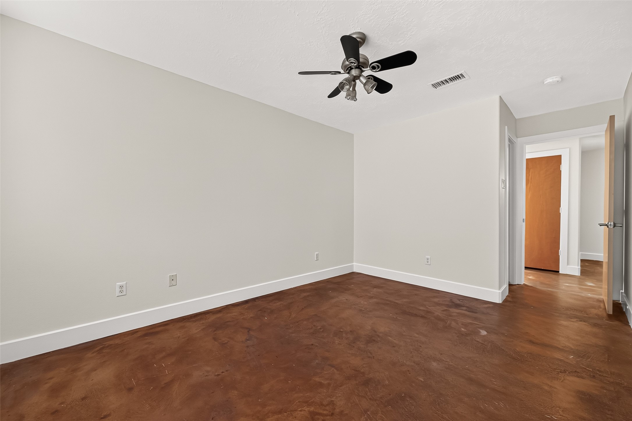 3410 St Emanuel Street Property Photo 8