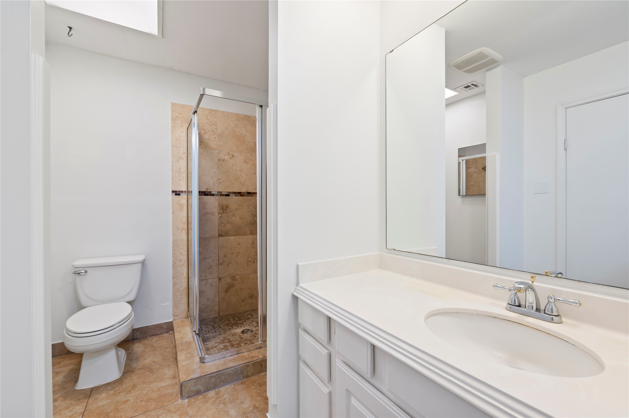 10714 Hillcroft Avenue Property Photo 22