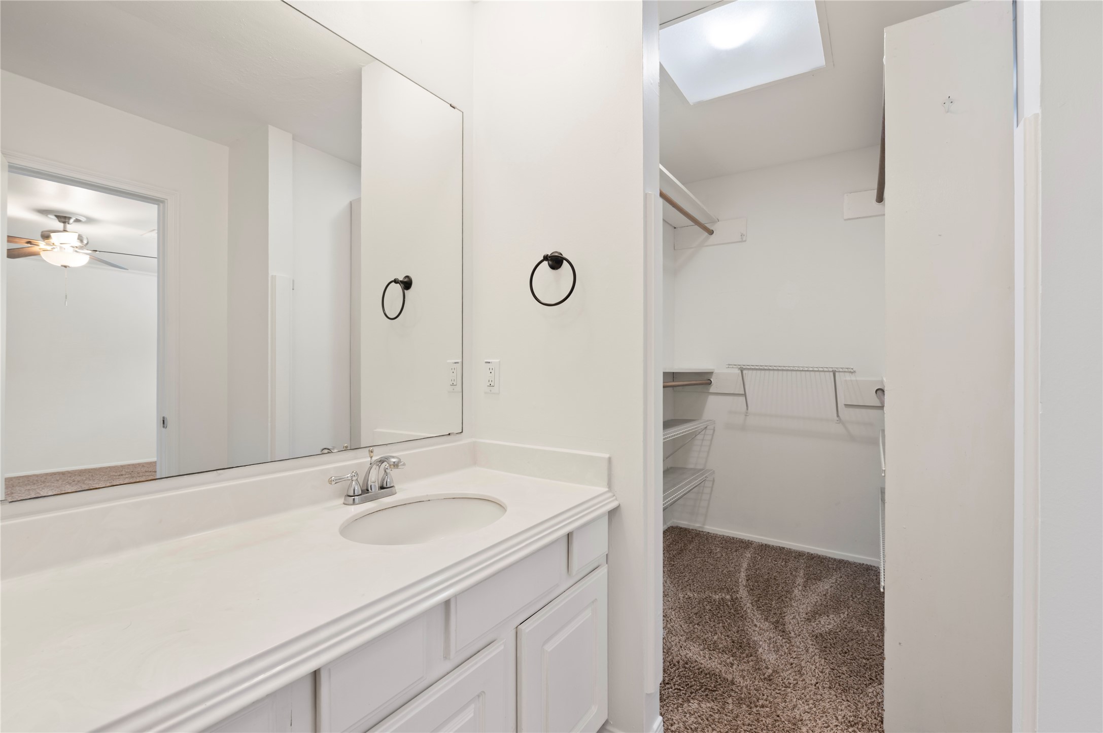 10714 Hillcroft Avenue Property Photo 24