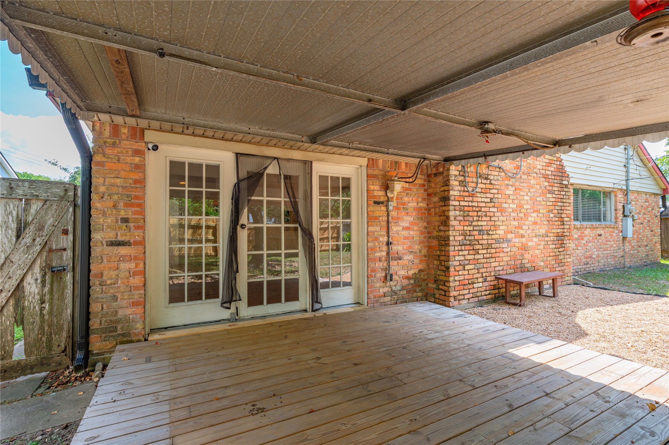 10714 Hillcroft Avenue Property Photo 29