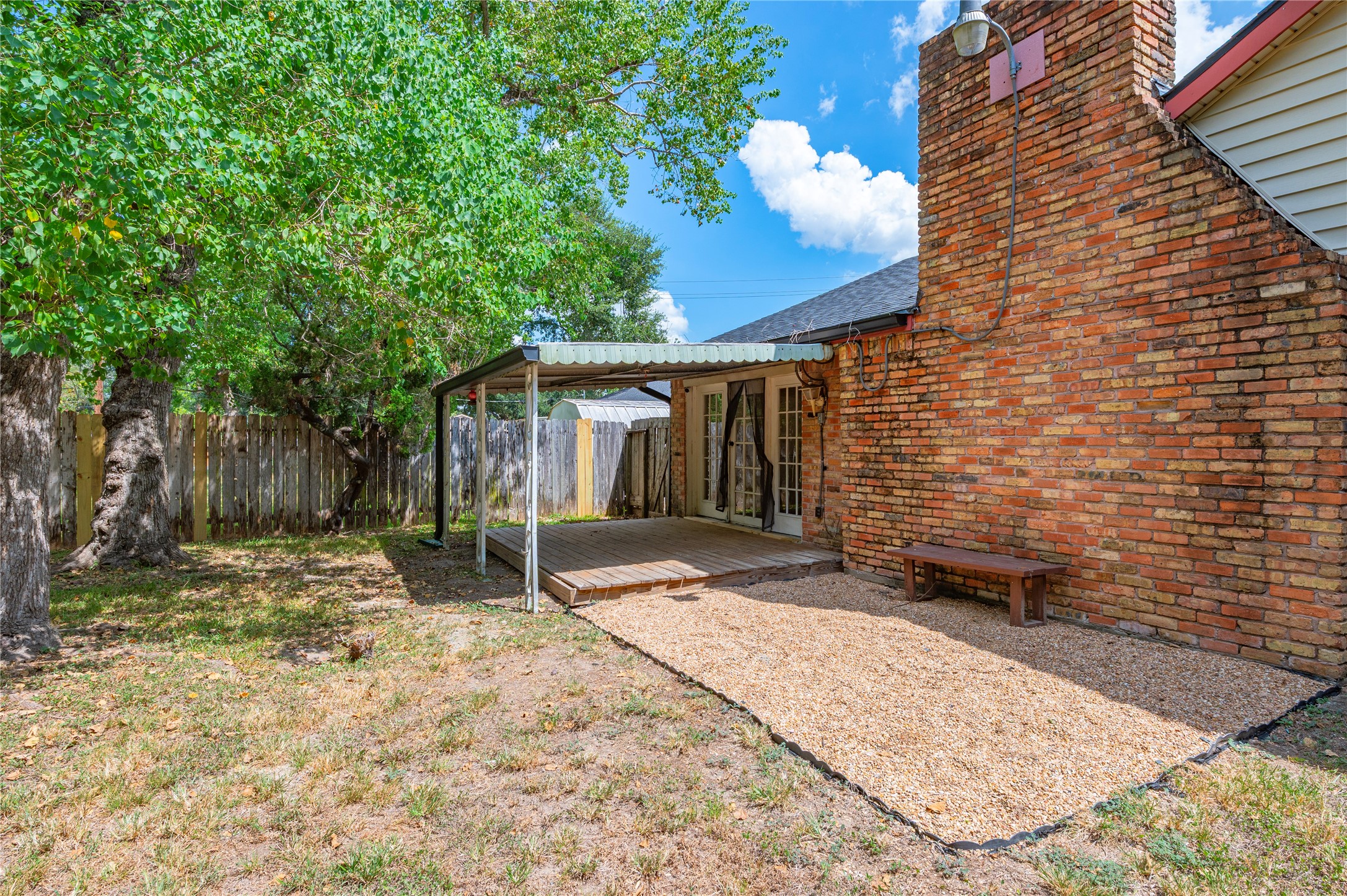 10714 Hillcroft Avenue Property Photo 31