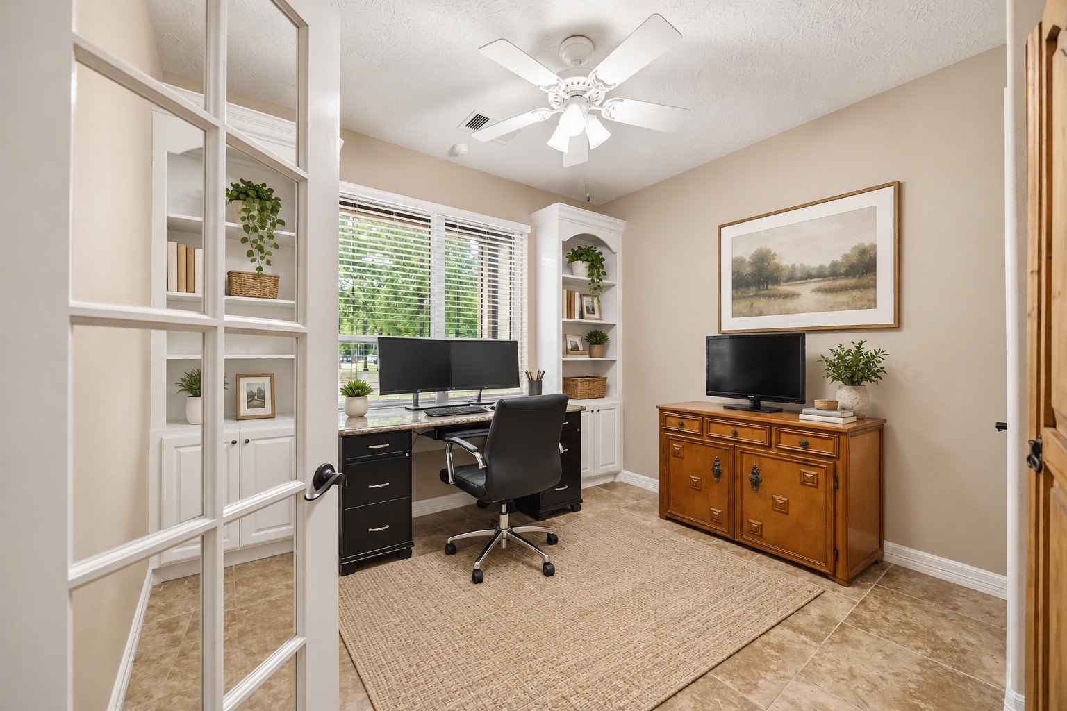 21015 Angus Drive Property Photo 15