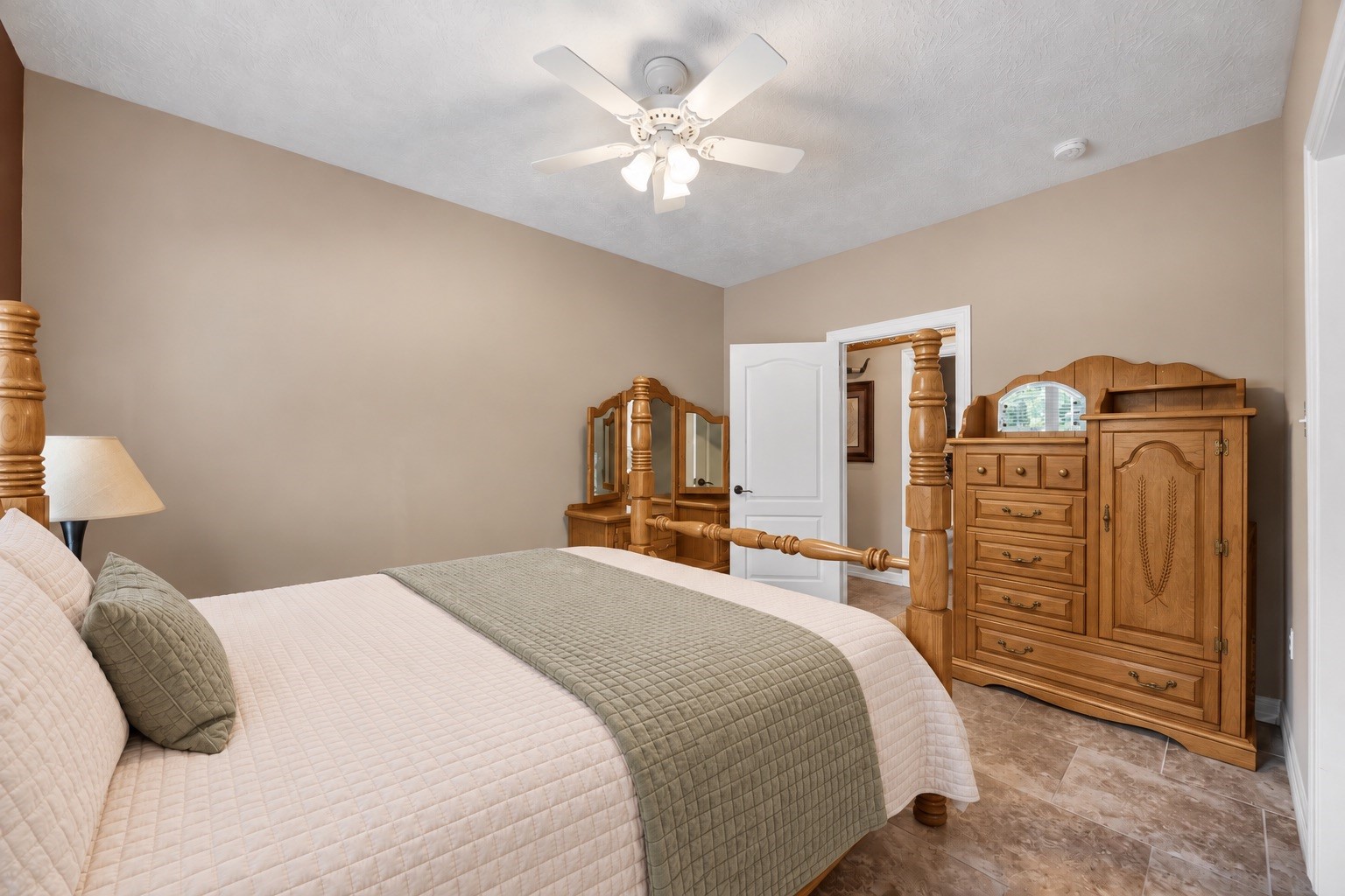 21015 Angus Drive Property Photo 25