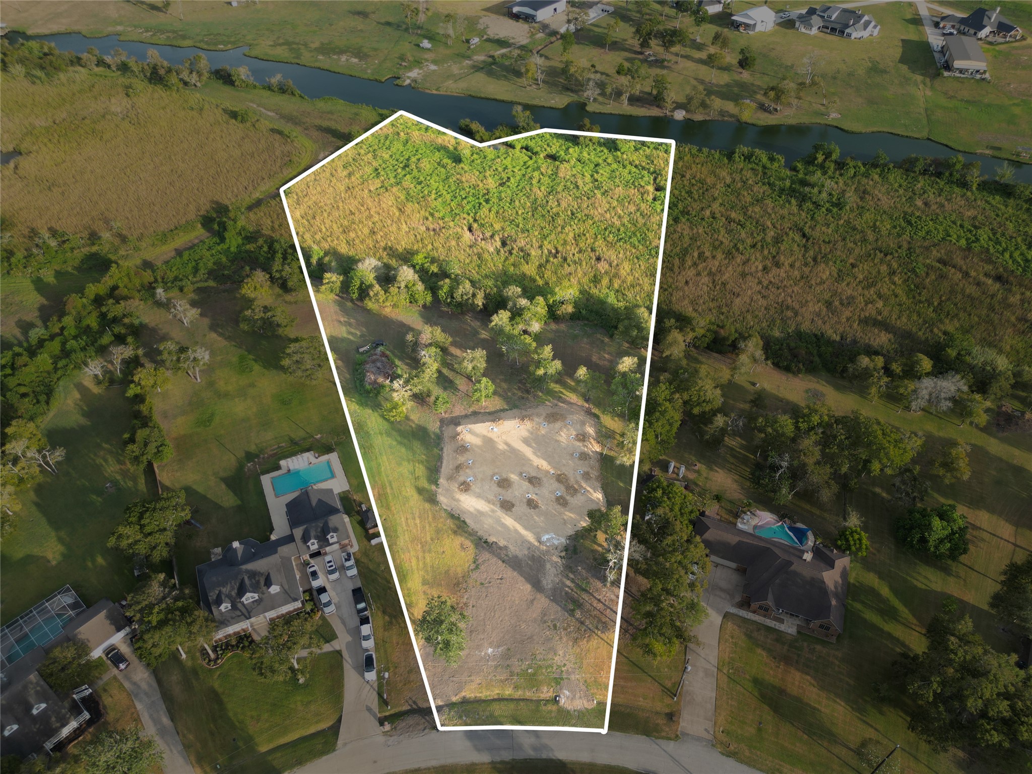 1828 Bayou Breeze Drive Property Photo 4