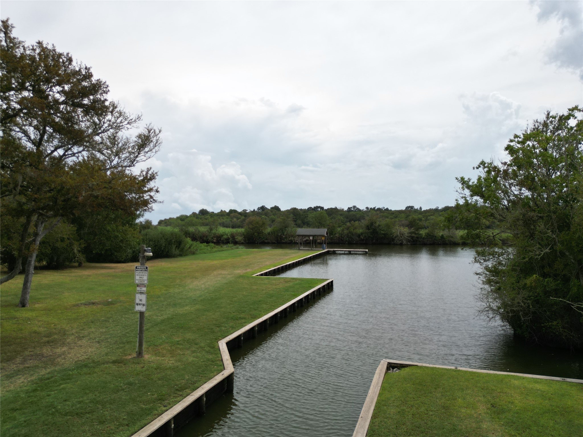 1828 Bayou Breeze Drive Property Photo 8