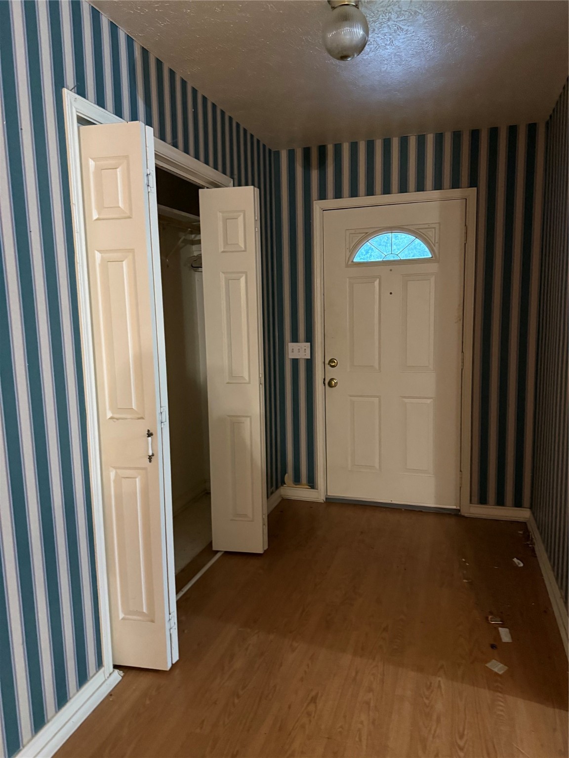 2609 Sue Street Property Photo 11