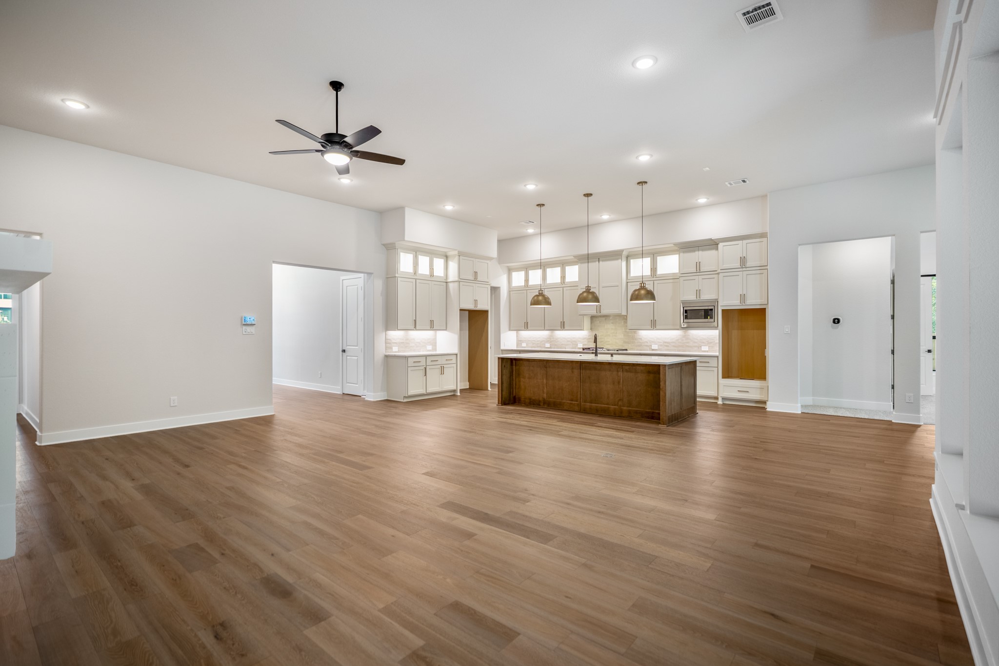 209 Lilac Tree Court Property Photo 10