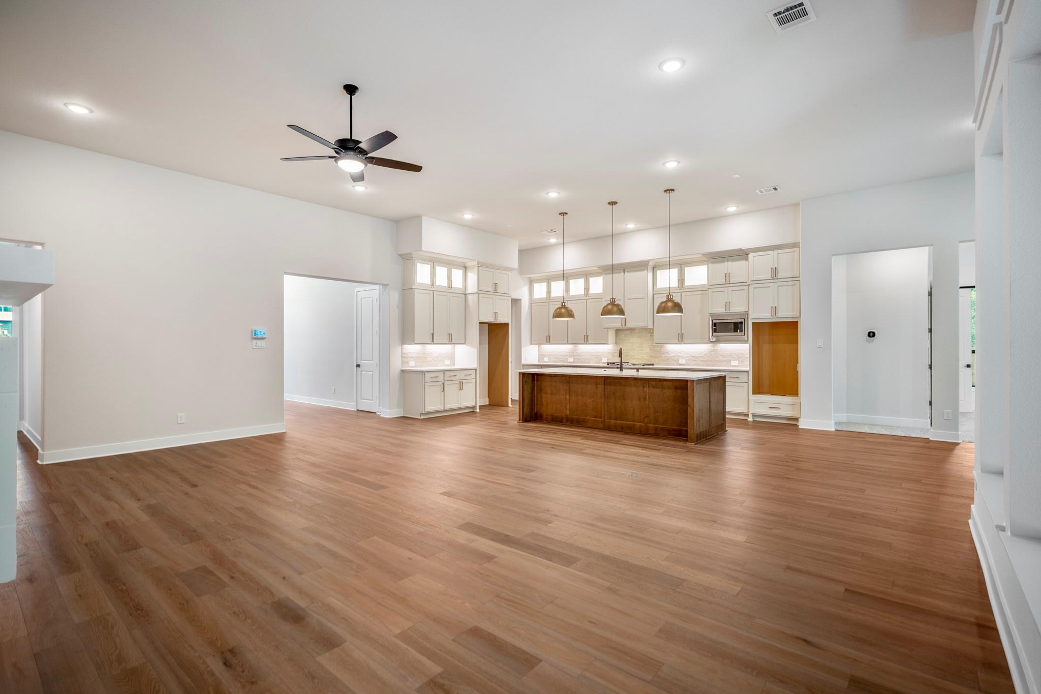 209 Lilac Tree Court, Willis Tx 77318 Property Photo 10