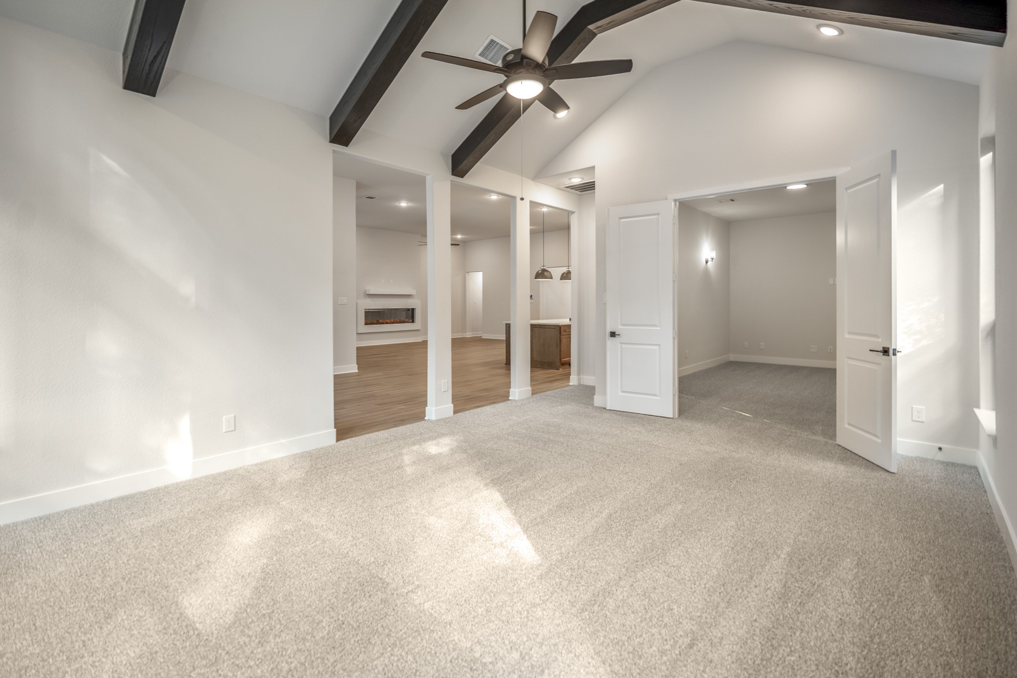 209 Lilac Tree Court Property Photo 15