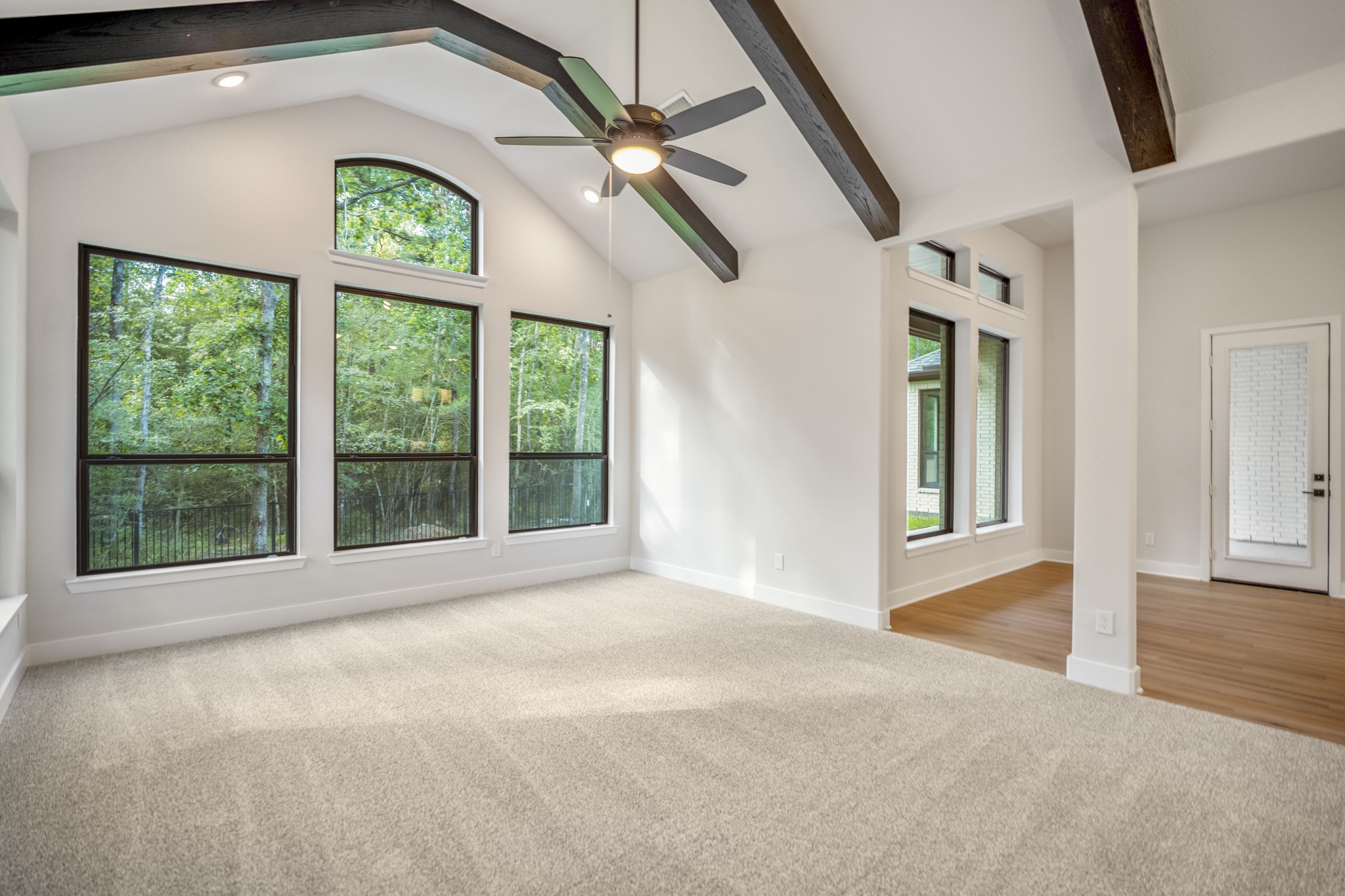 209 Lilac Tree Court Property Photo 16