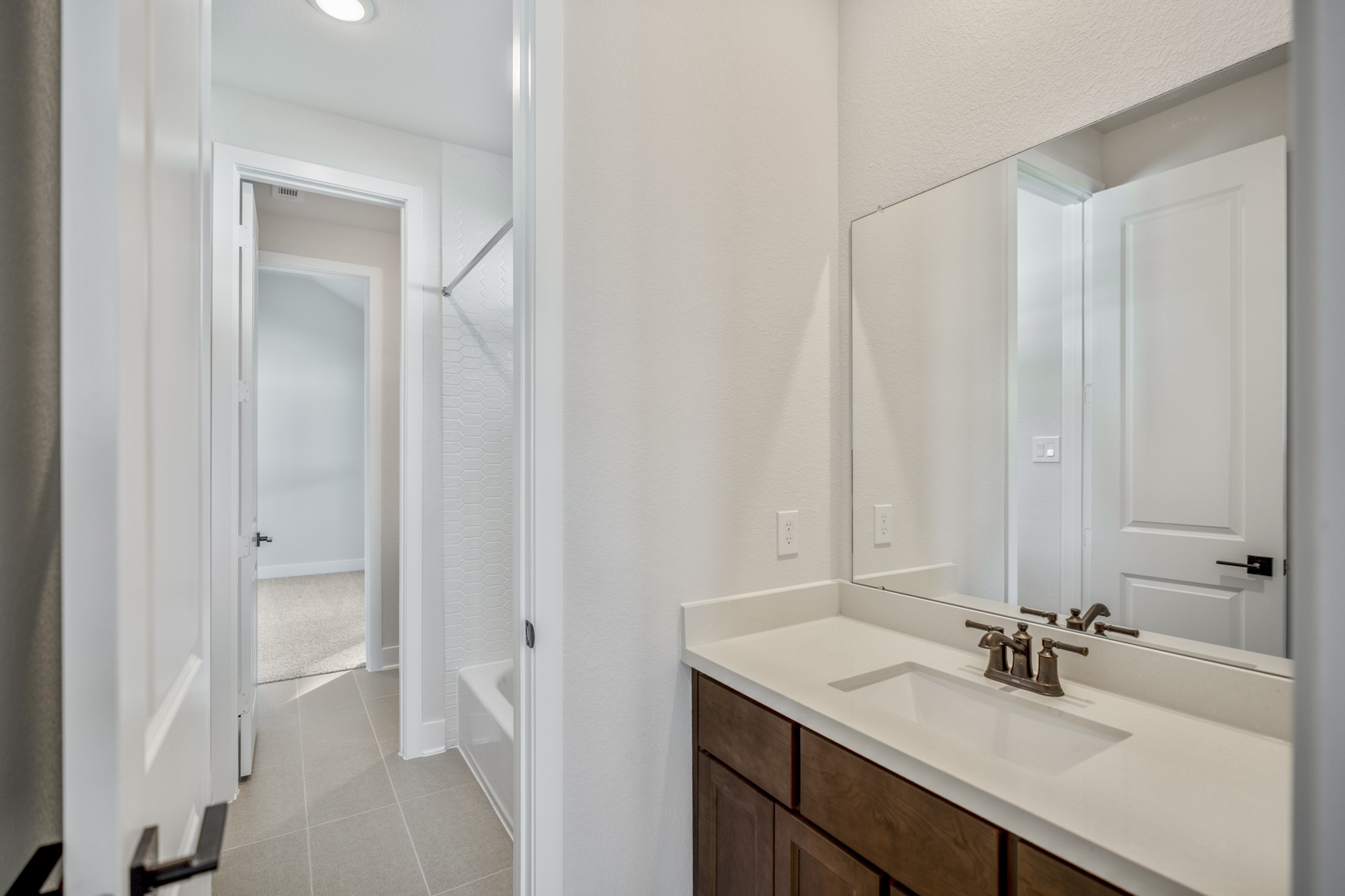 209 Lilac Tree Court Property Photo 30